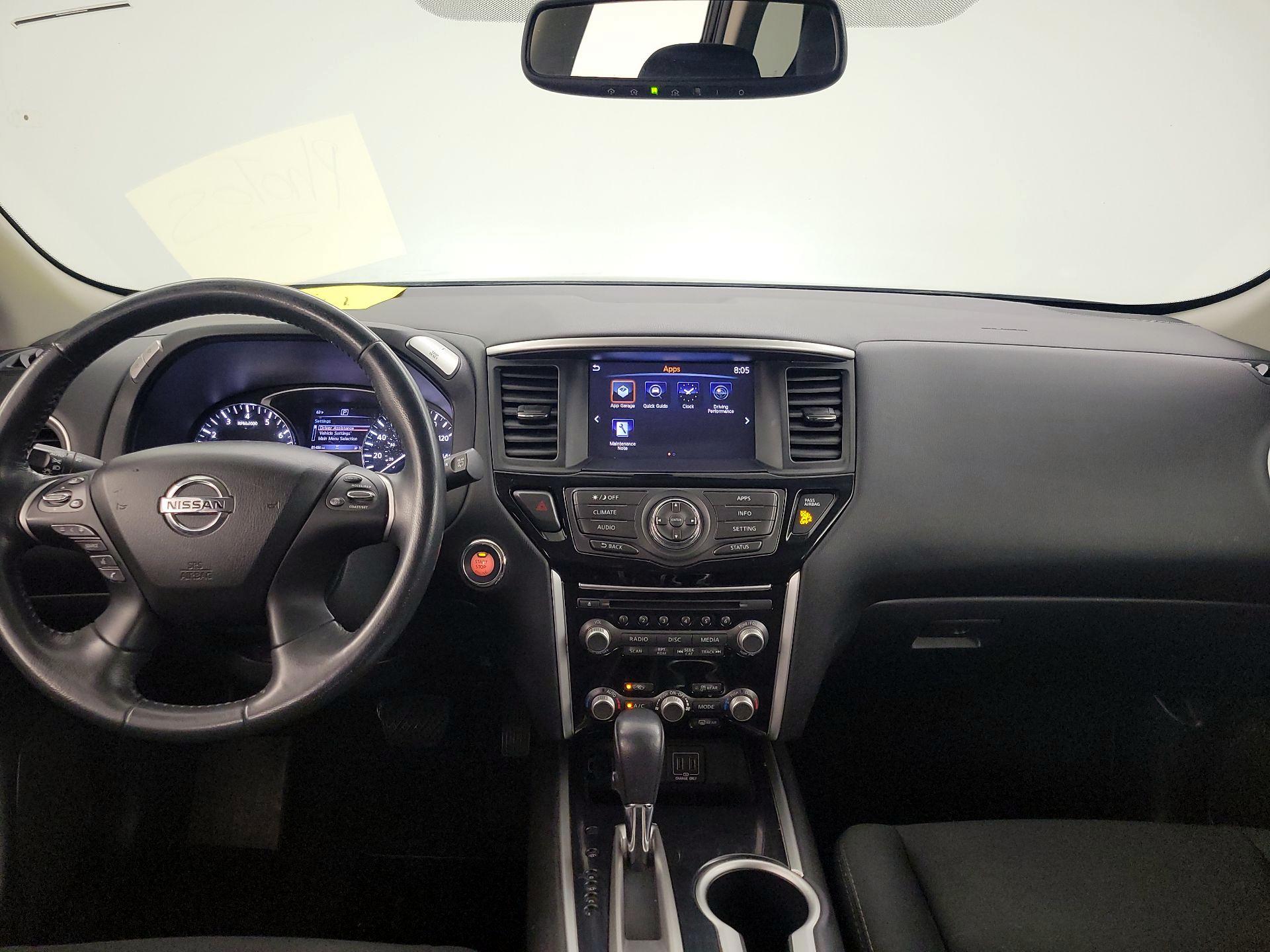 Thumbnail: 2018 Nissan Pathfinder - 9