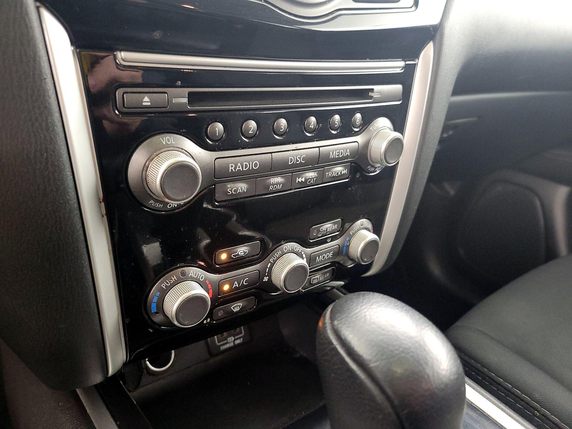 Thumbnail: 2018 Nissan Pathfinder - 16