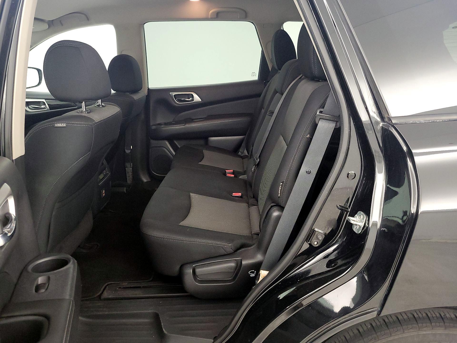 Thumbnail: 2018 Nissan Pathfinder - 19