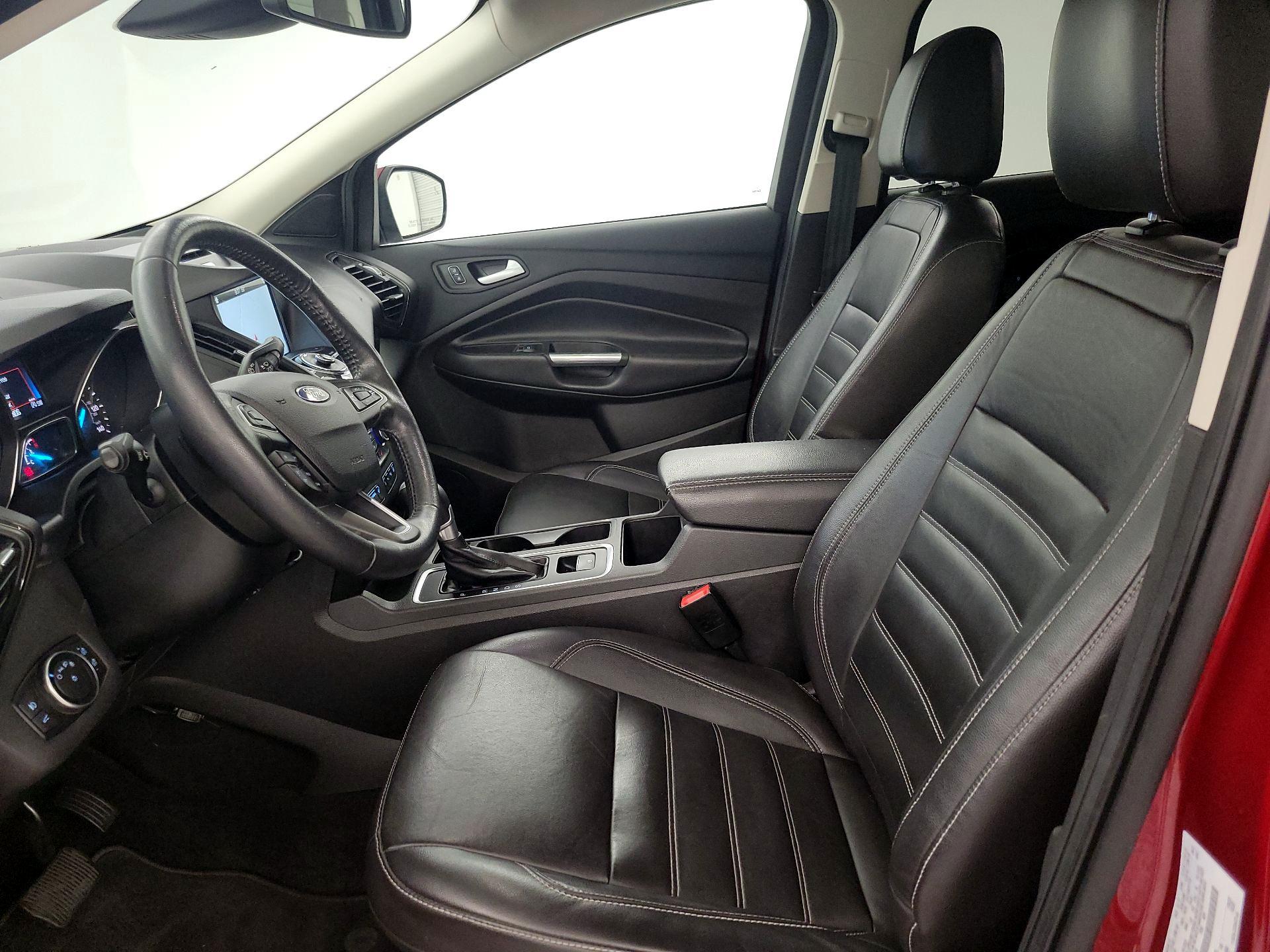 Thumbnail: 2017 Ford Escape - 11