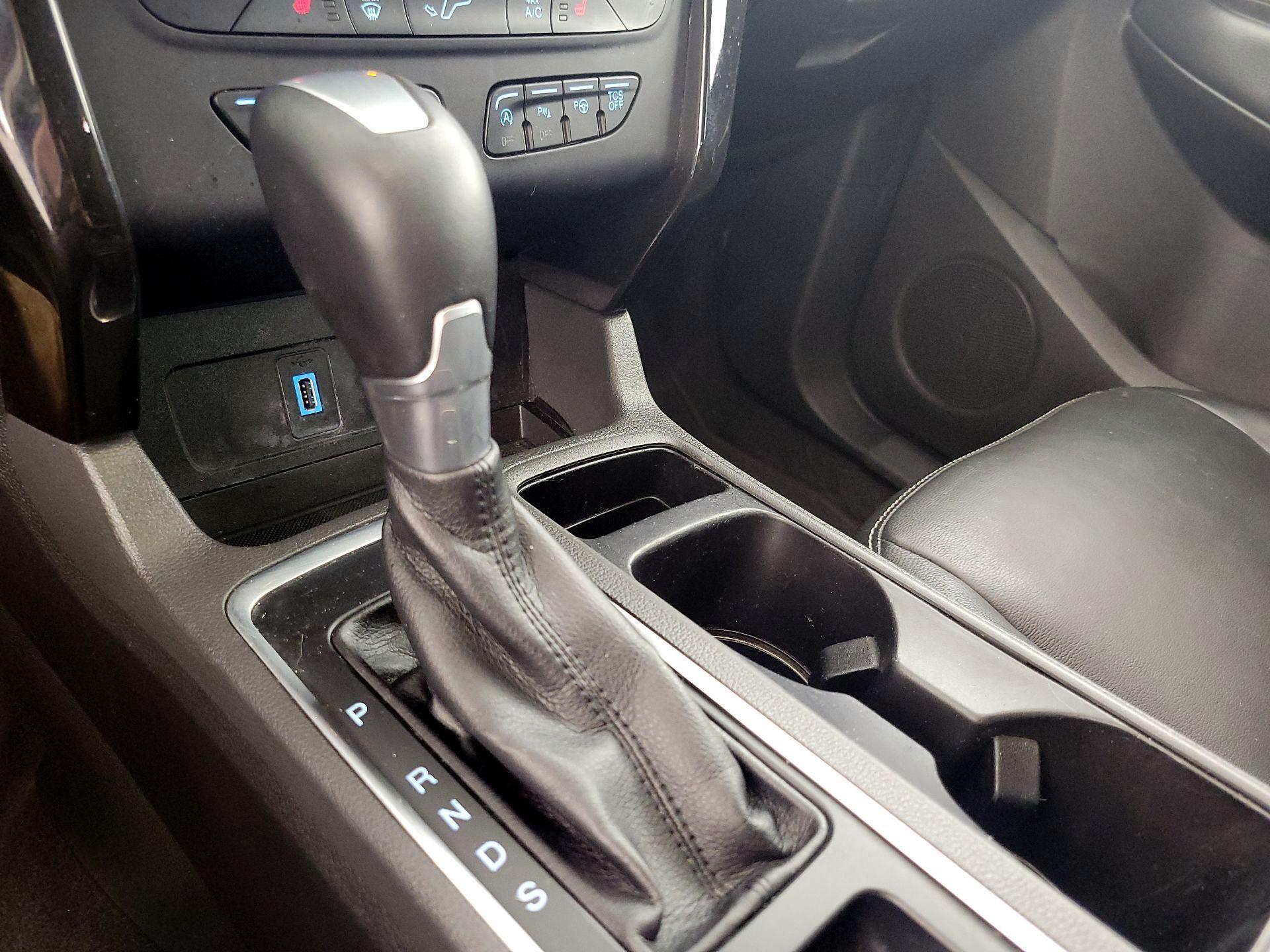 Thumbnail: 2017 Ford Escape - 18