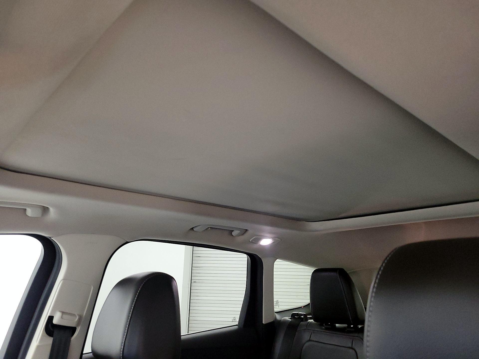 Thumbnail: 2017 Ford Escape - 20