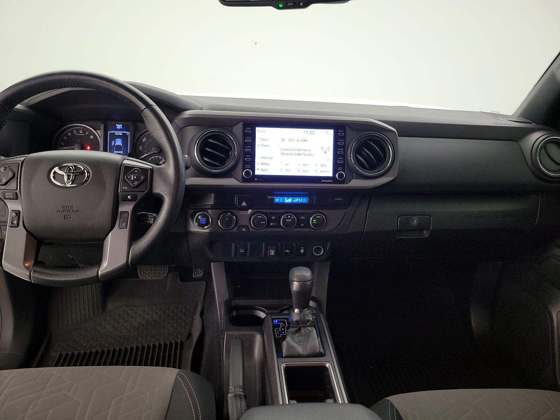 Thumbnail: 2022 Toyota Tacoma - 9