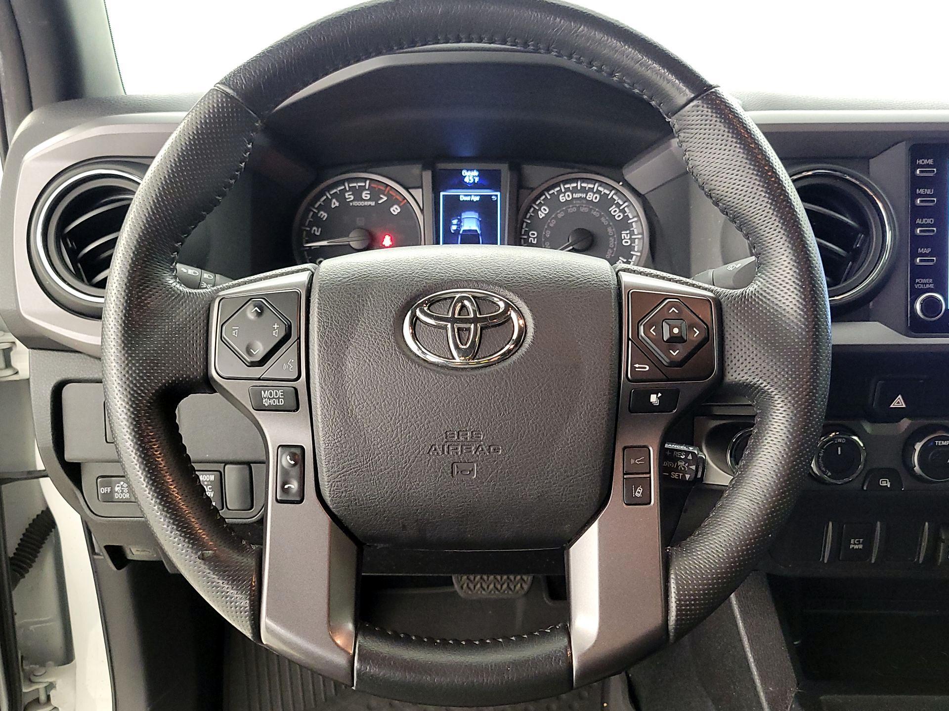 Thumbnail: 2022 Toyota Tacoma - 10