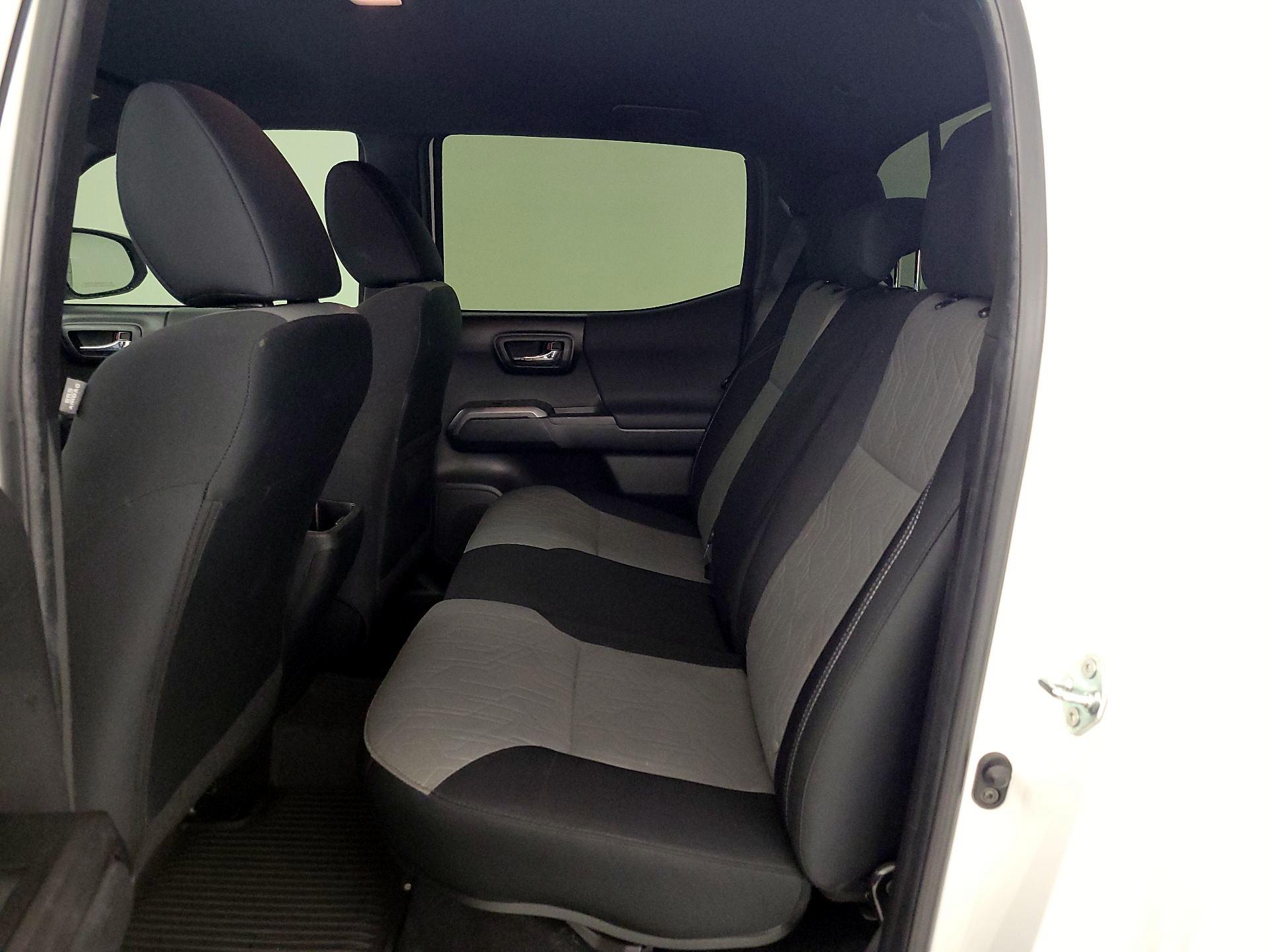 Thumbnail: 2022 Toyota Tacoma - 19