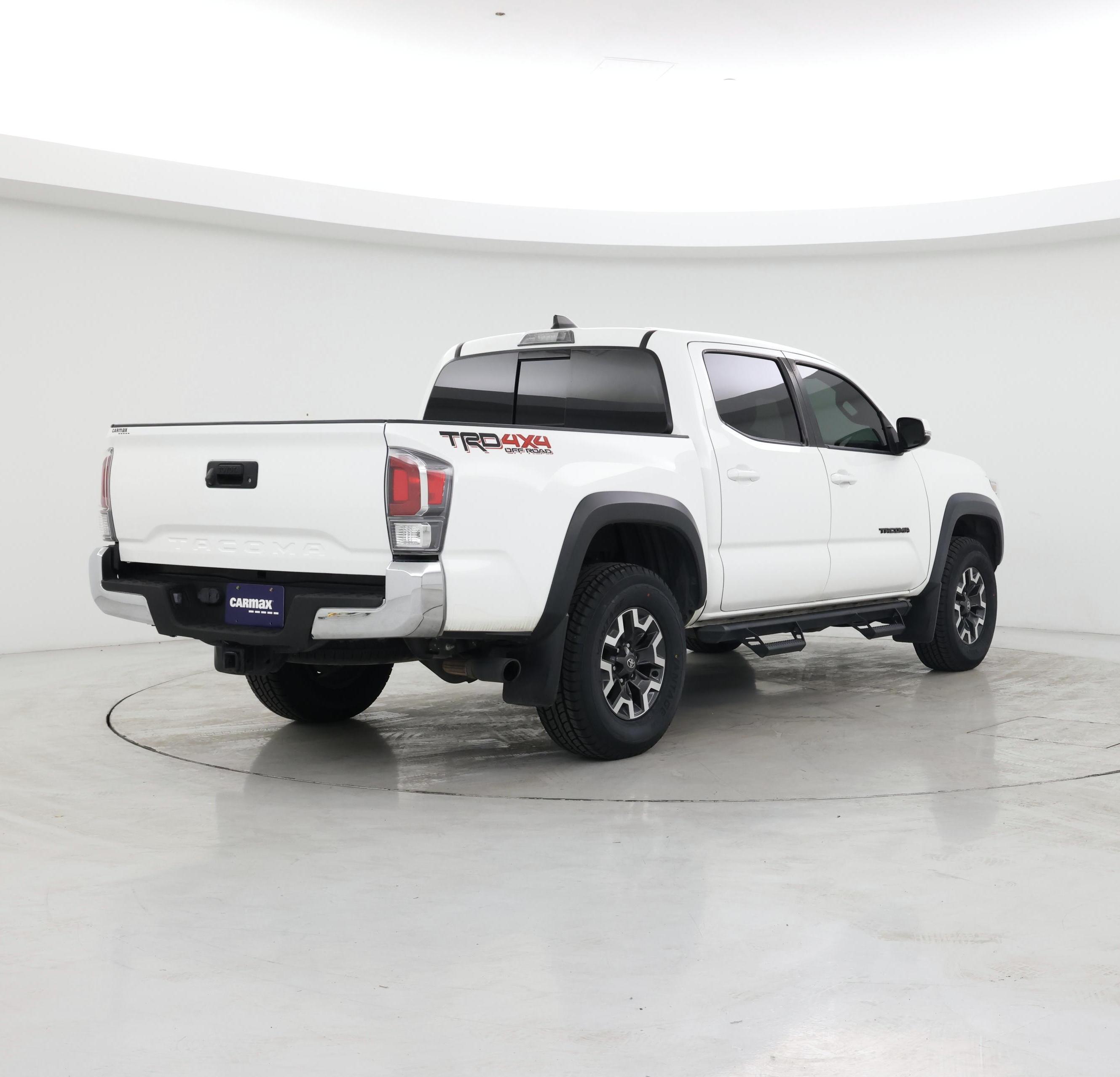 Thumbnail: 2022 Toyota Tacoma - 8