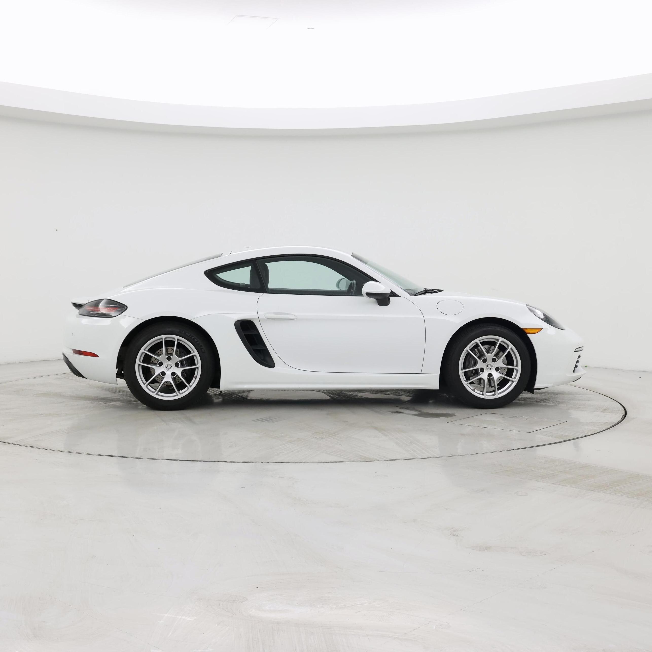 Thumbnail: 2019 Porsche 718 Cayman - 7