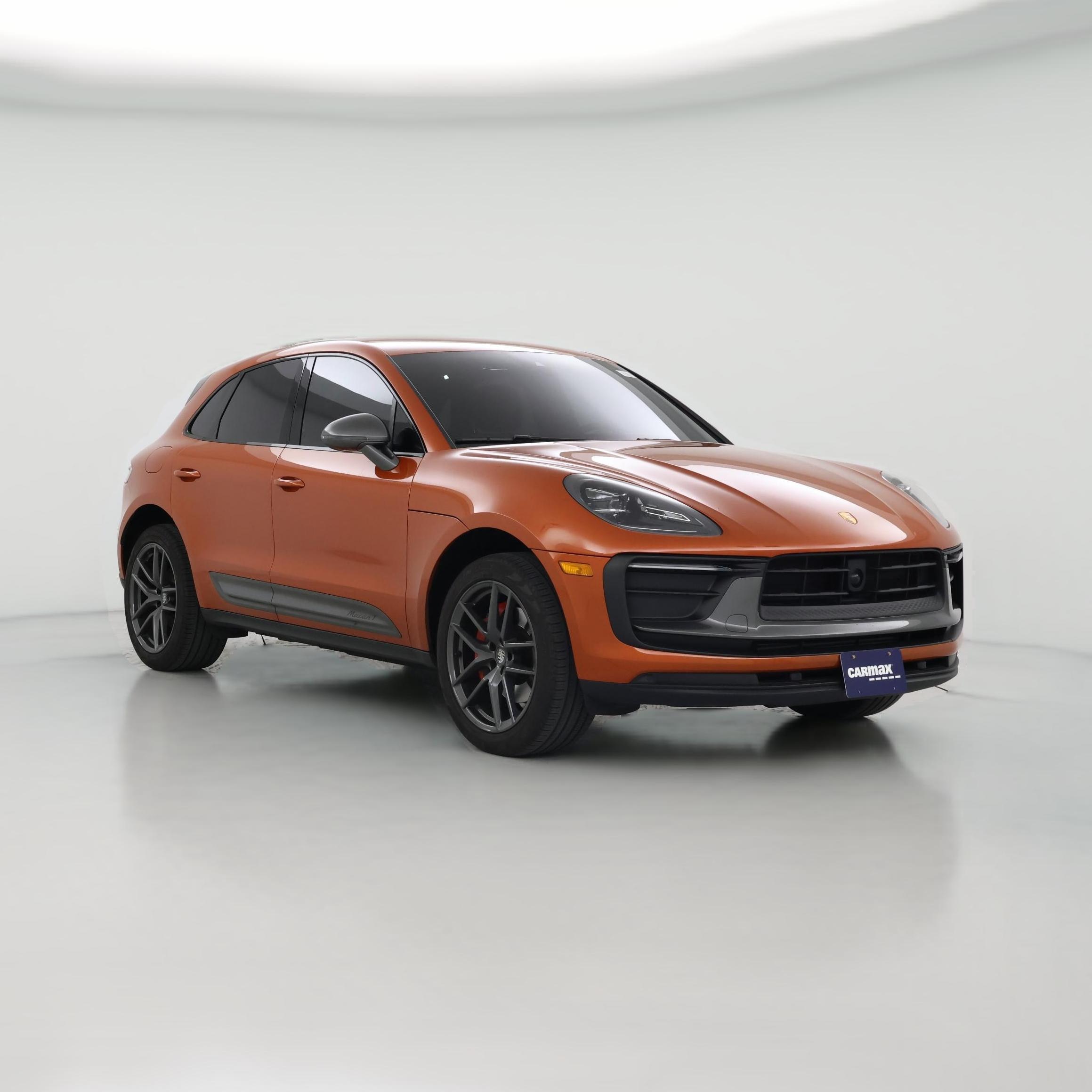 Thumbnail: 2023 Porsche Macan - 1