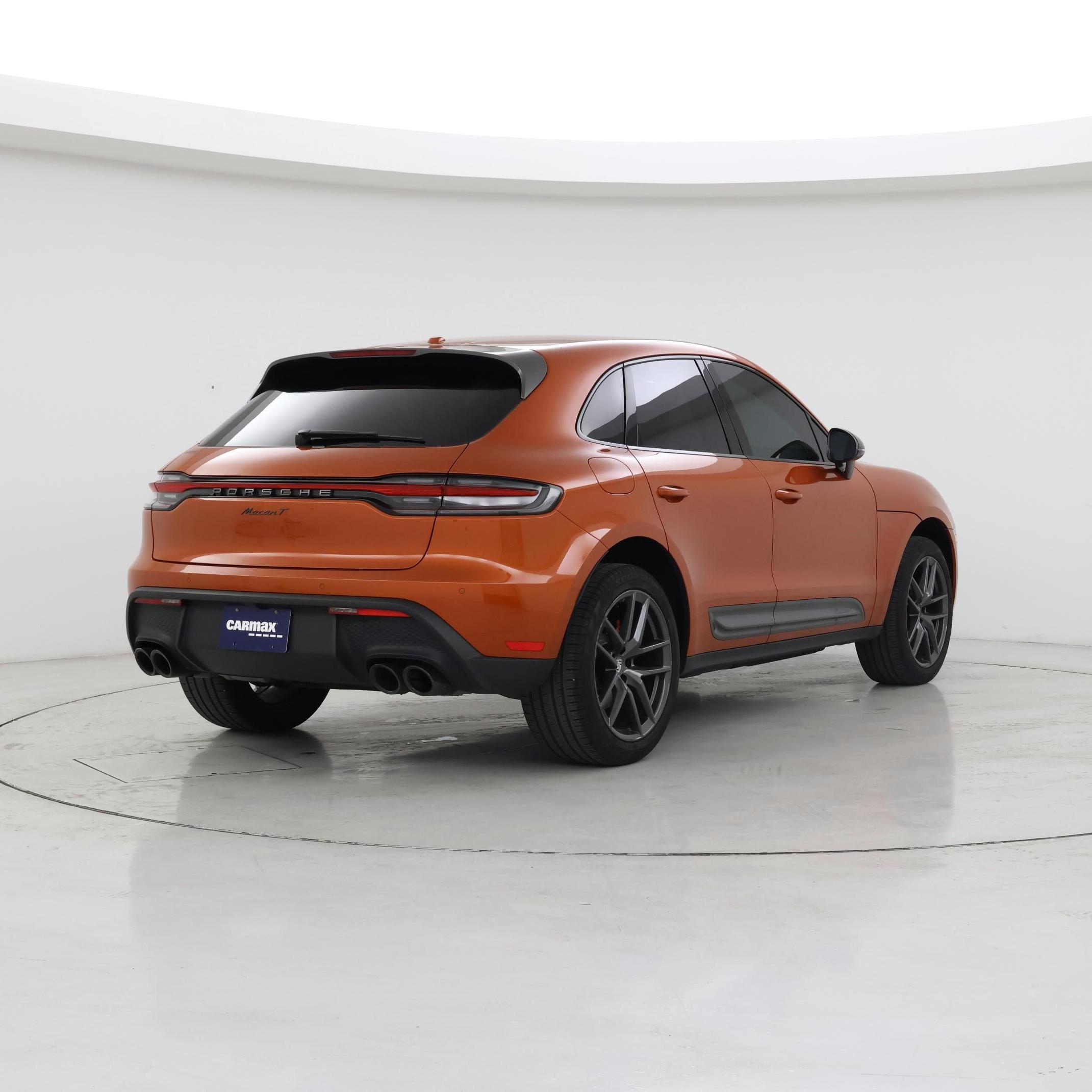 Thumbnail: 2023 Porsche Macan - 8