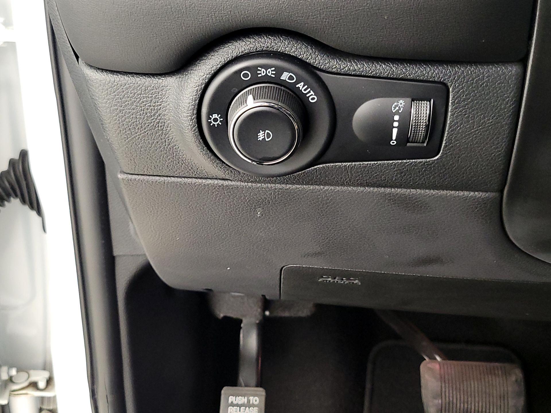 Thumbnail: 2023 Dodge Durango - 13