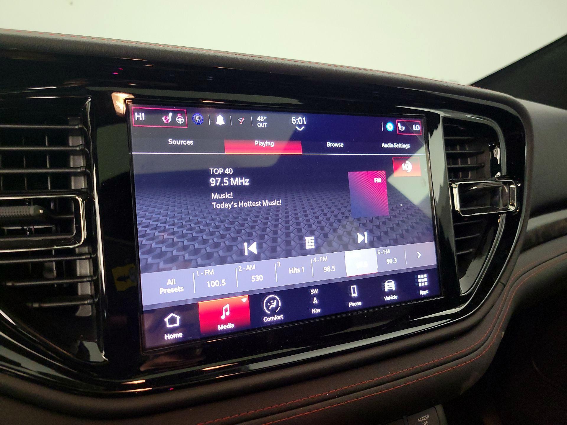 Thumbnail: 2023 Dodge Durango - 16