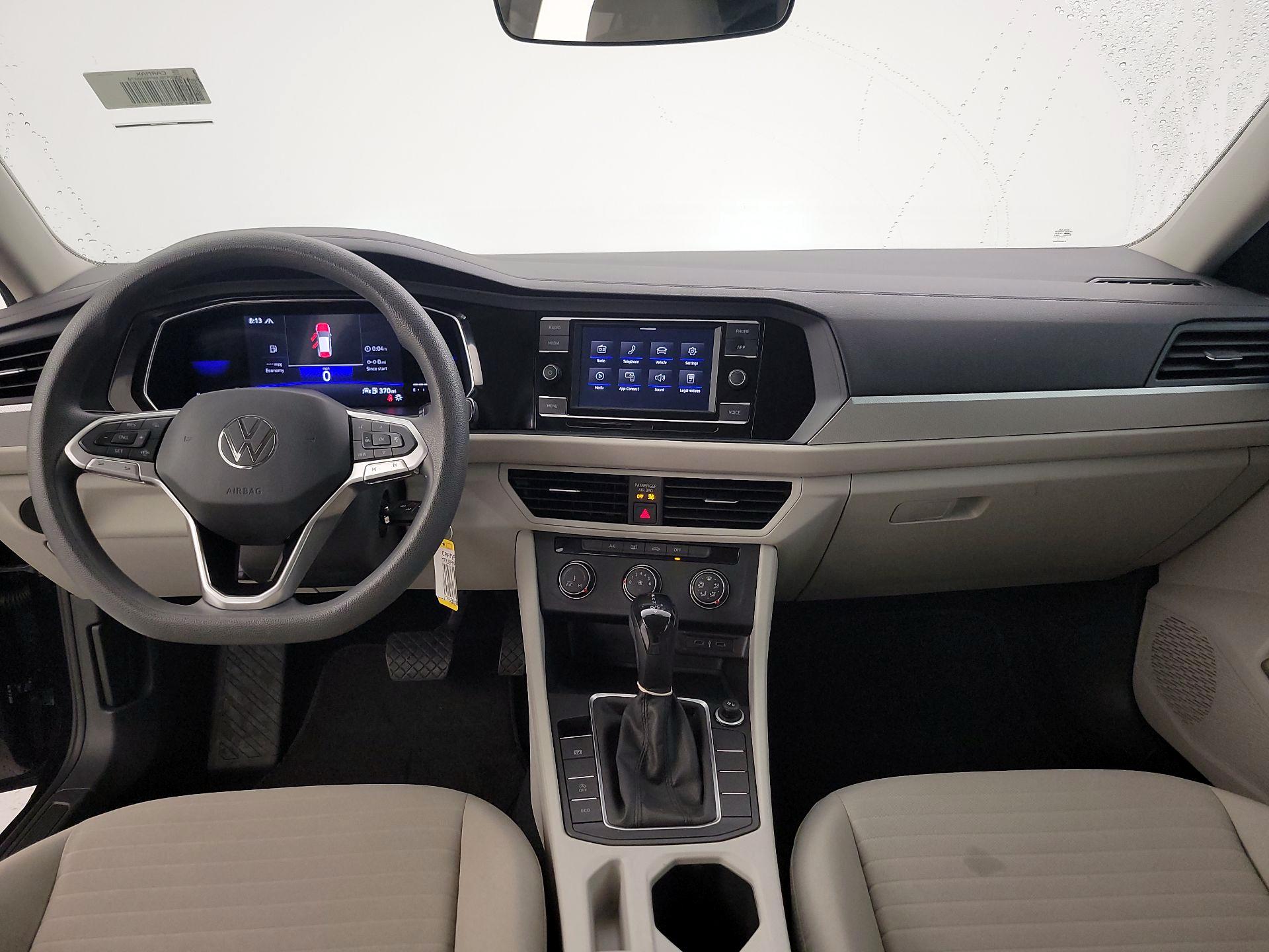 Thumbnail: 2023 Volkswagen Jetta - 9