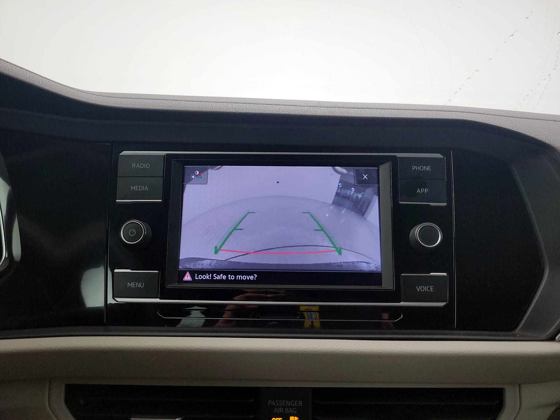 Thumbnail: 2023 Volkswagen Jetta - 14