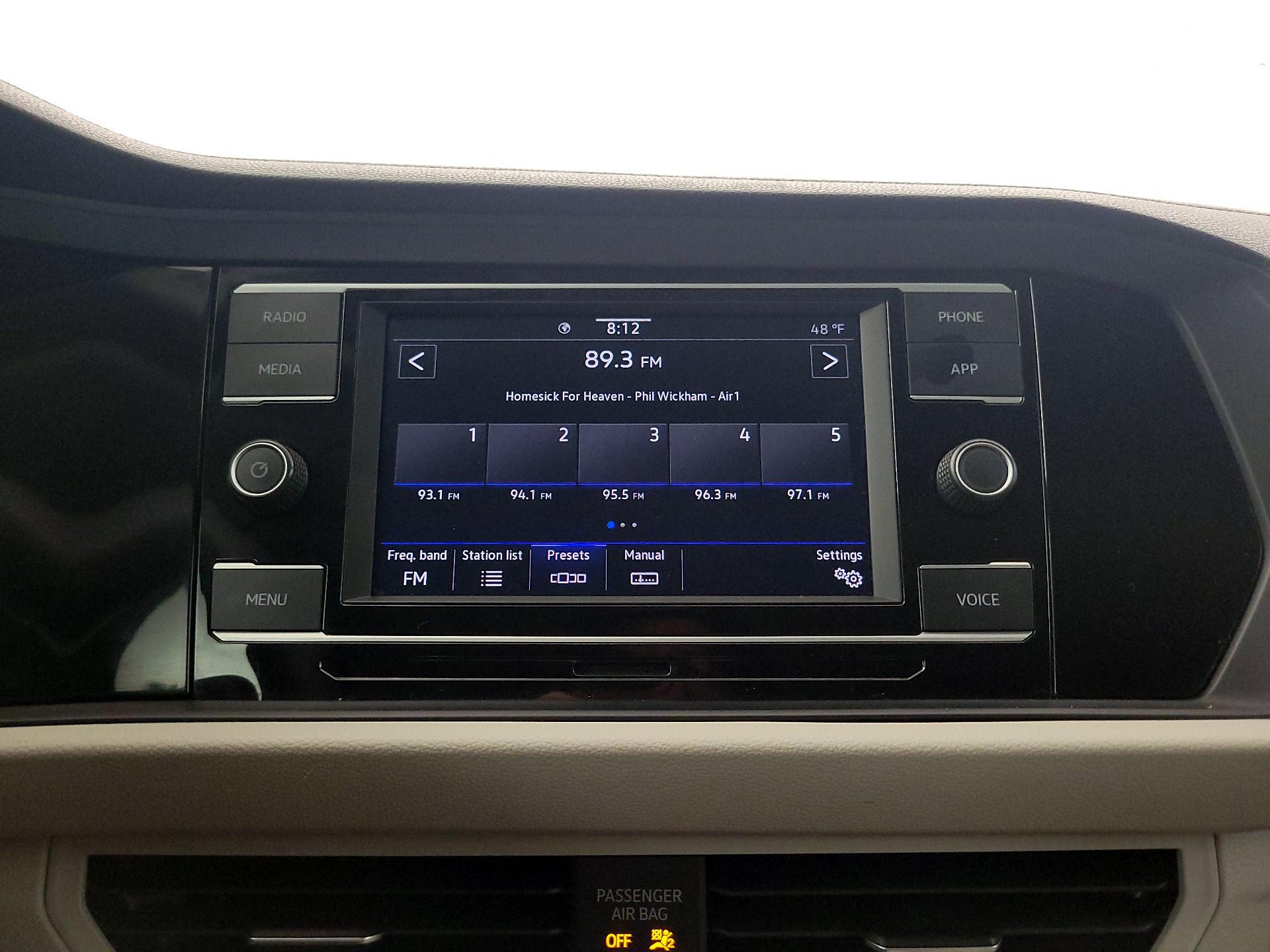 Thumbnail: 2023 Volkswagen Jetta - 15