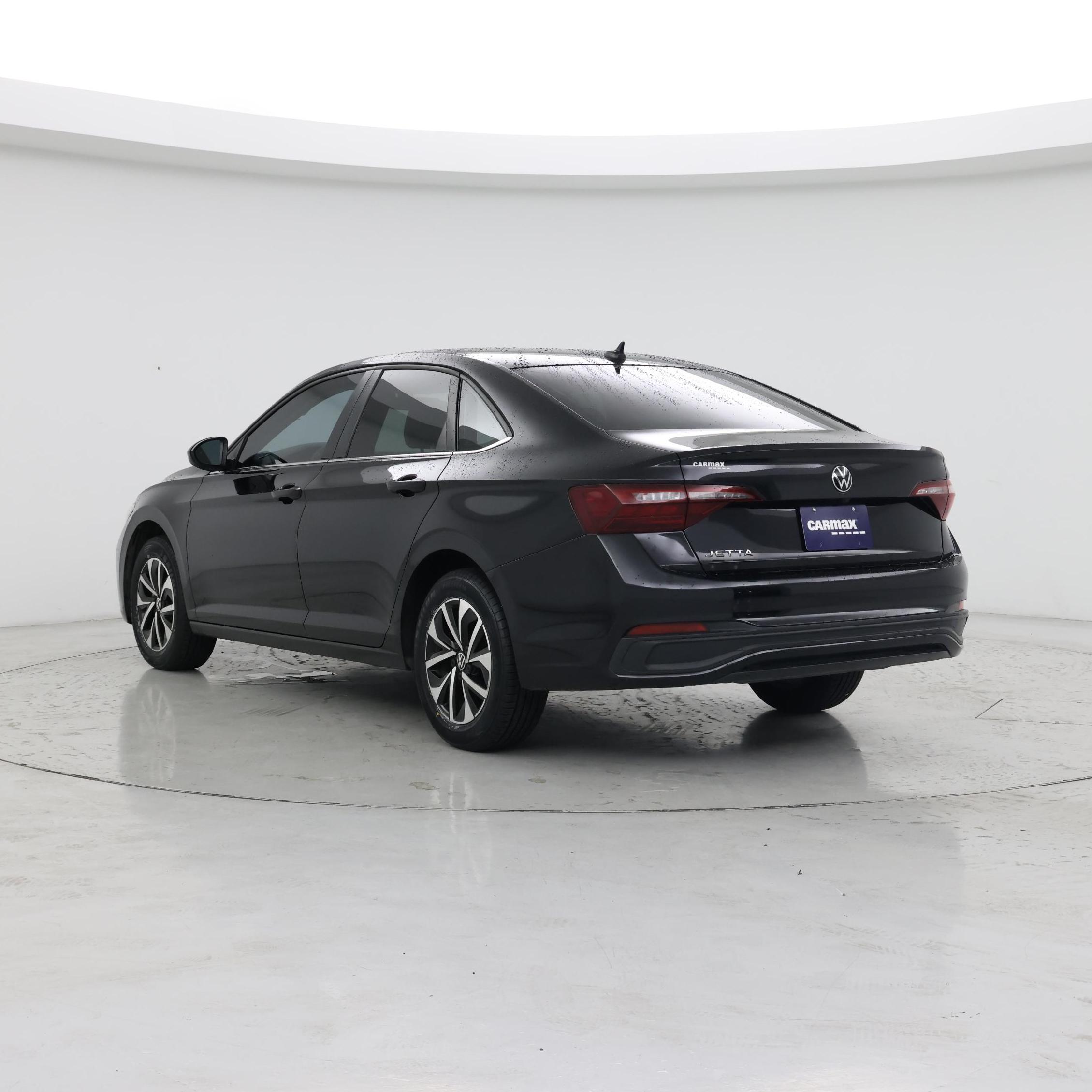 Thumbnail: 2023 Volkswagen Jetta - 2