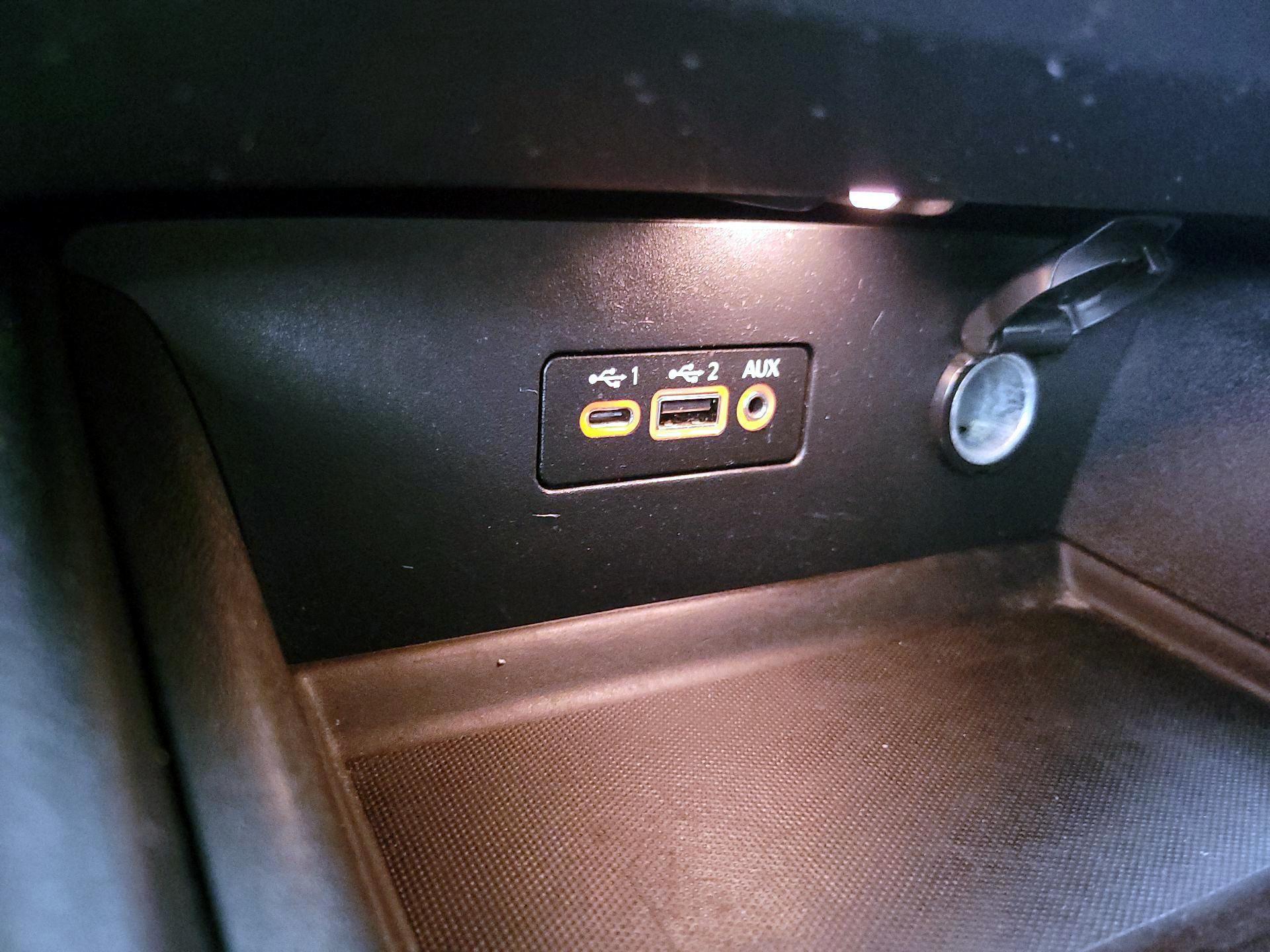 Thumbnail: 2020 Nissan Altima - 18