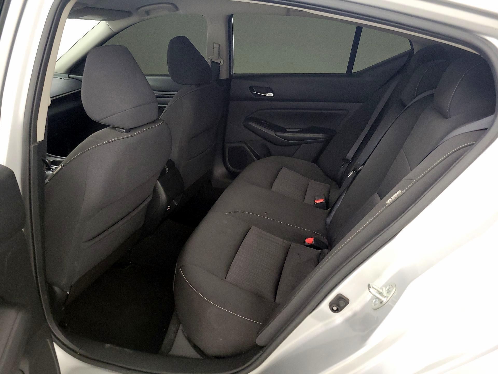 Thumbnail: 2020 Nissan Altima - 19