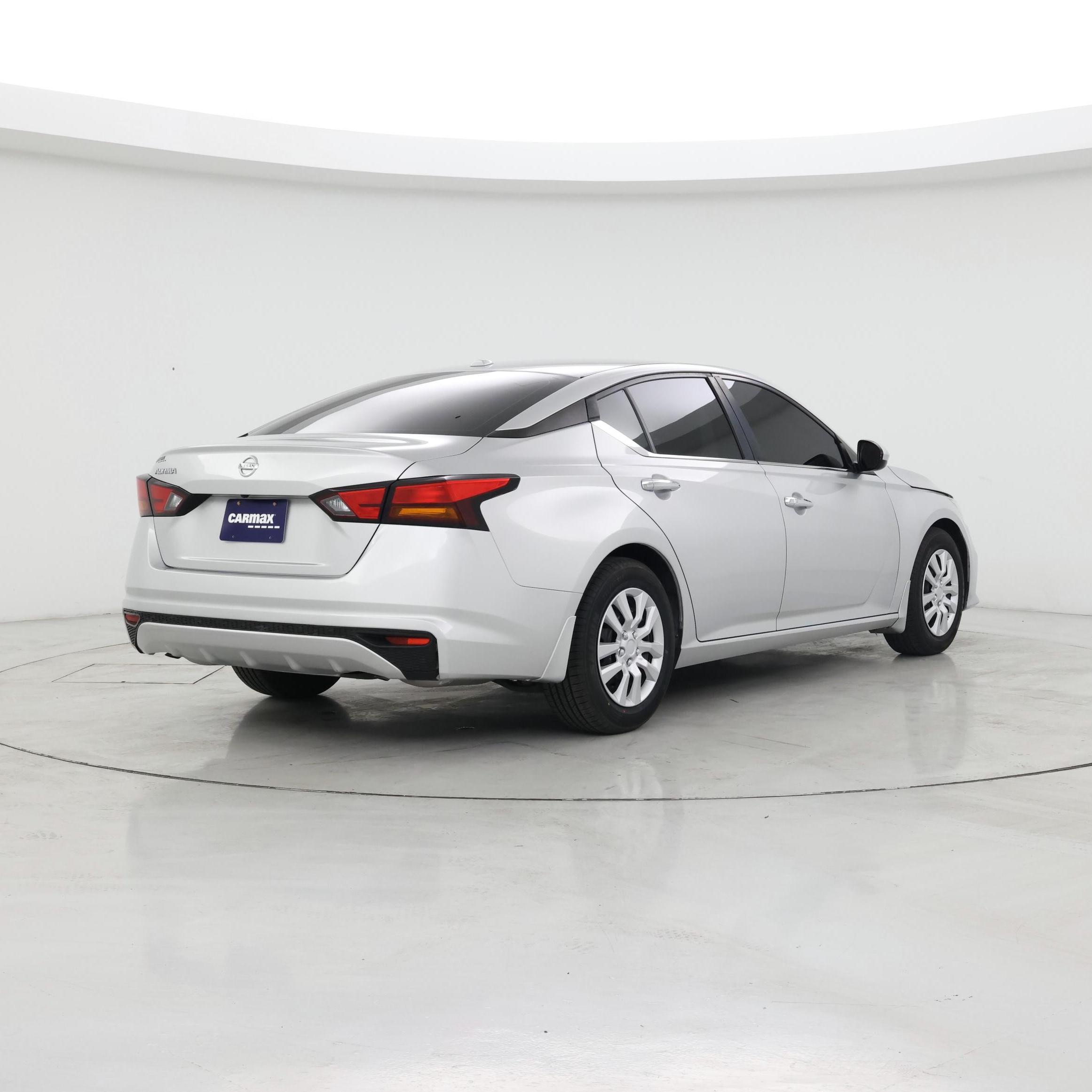 Thumbnail: 2020 Nissan Altima - 8