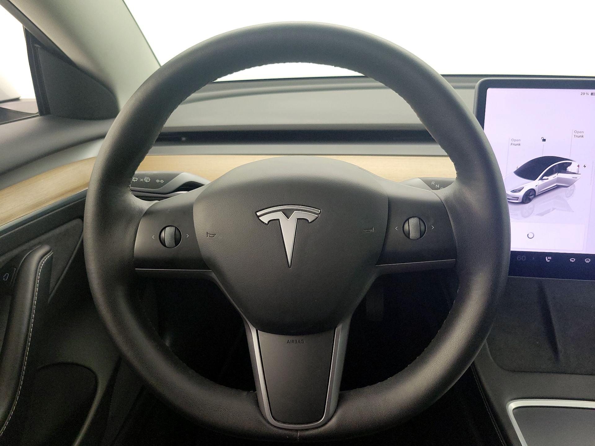 Thumbnail: 2022 Tesla Model 3 - 10