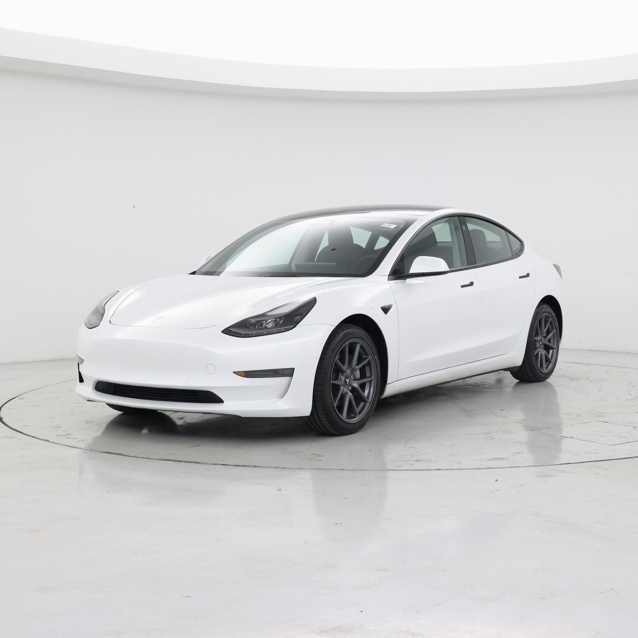Thumbnail: 2022 Tesla Model 3 - 4