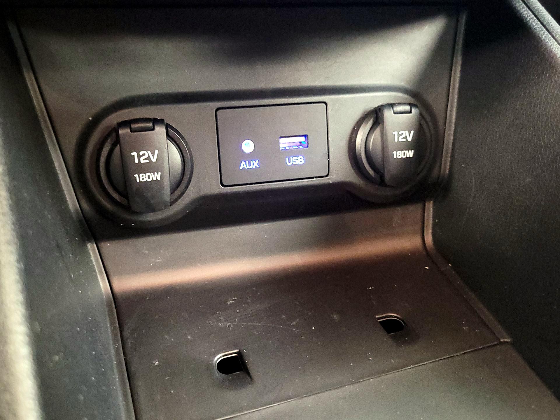 Thumbnail: 2021 Hyundai Accent - 18