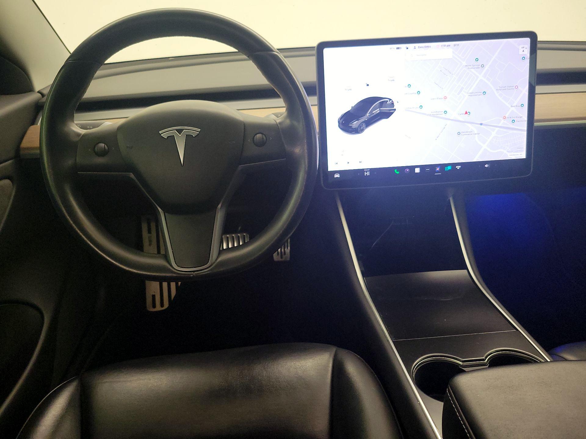 Thumbnail: 2019 Tesla Model 3 - 10