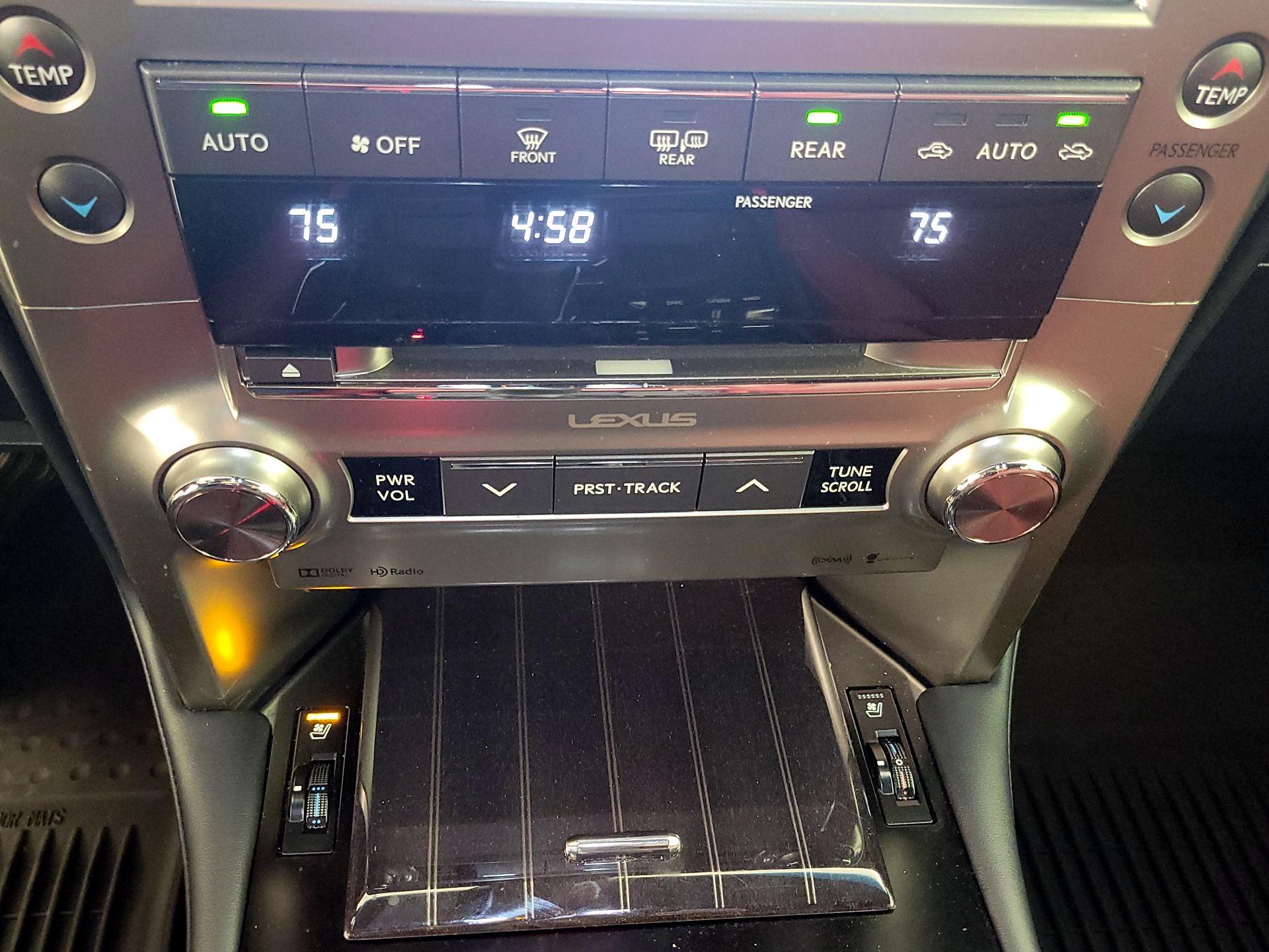 Thumbnail: 2020 Lexus GX - 17