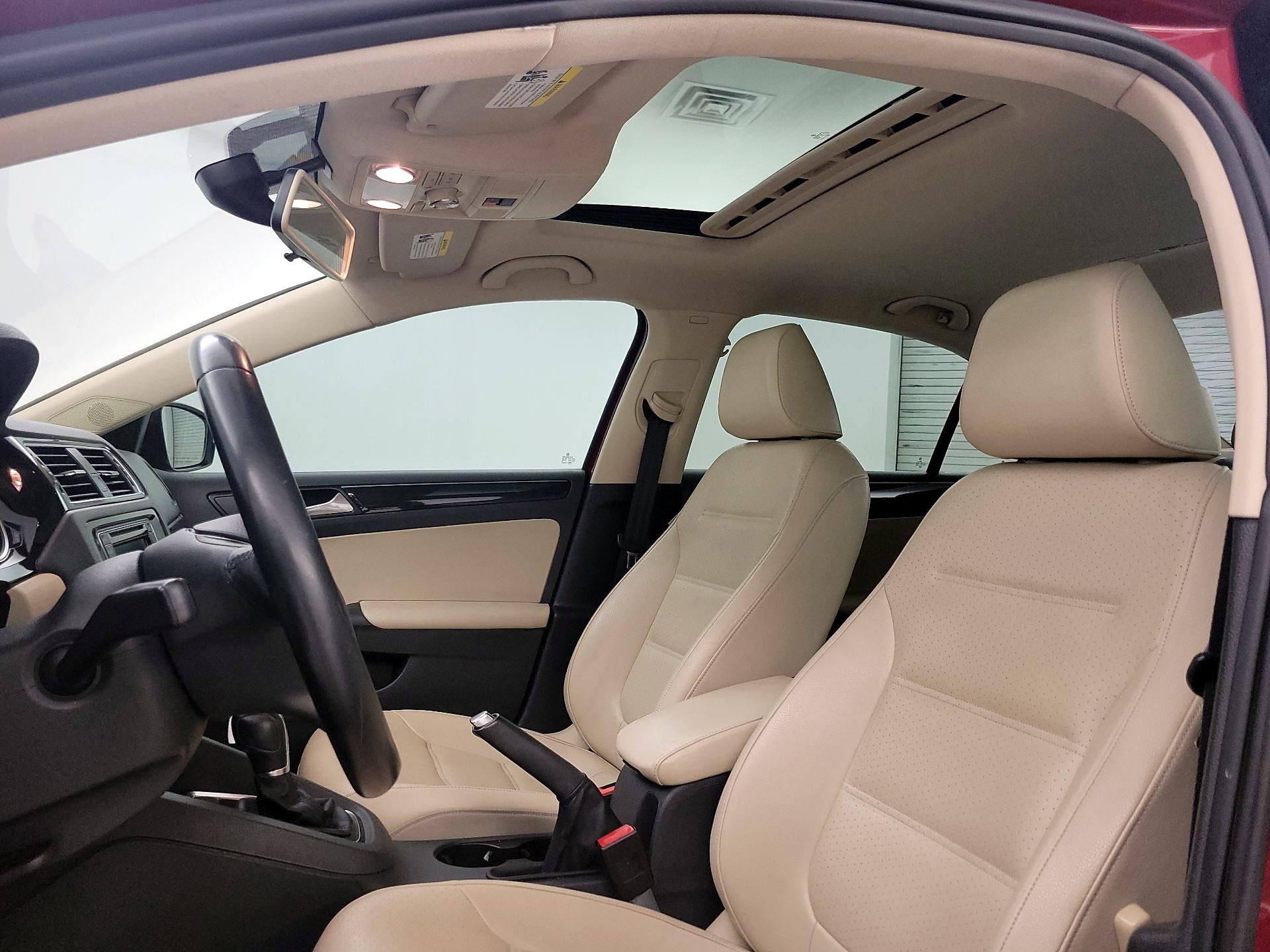 Thumbnail: 2016 Volkswagen Jetta - 20