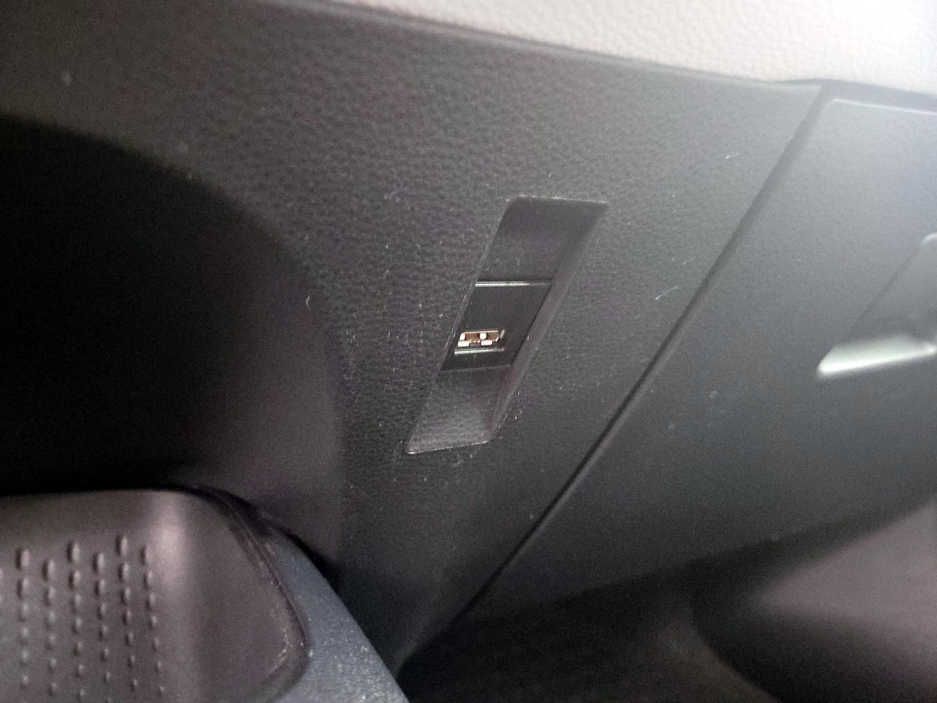 Thumbnail: 2022 Toyota Corolla - 18