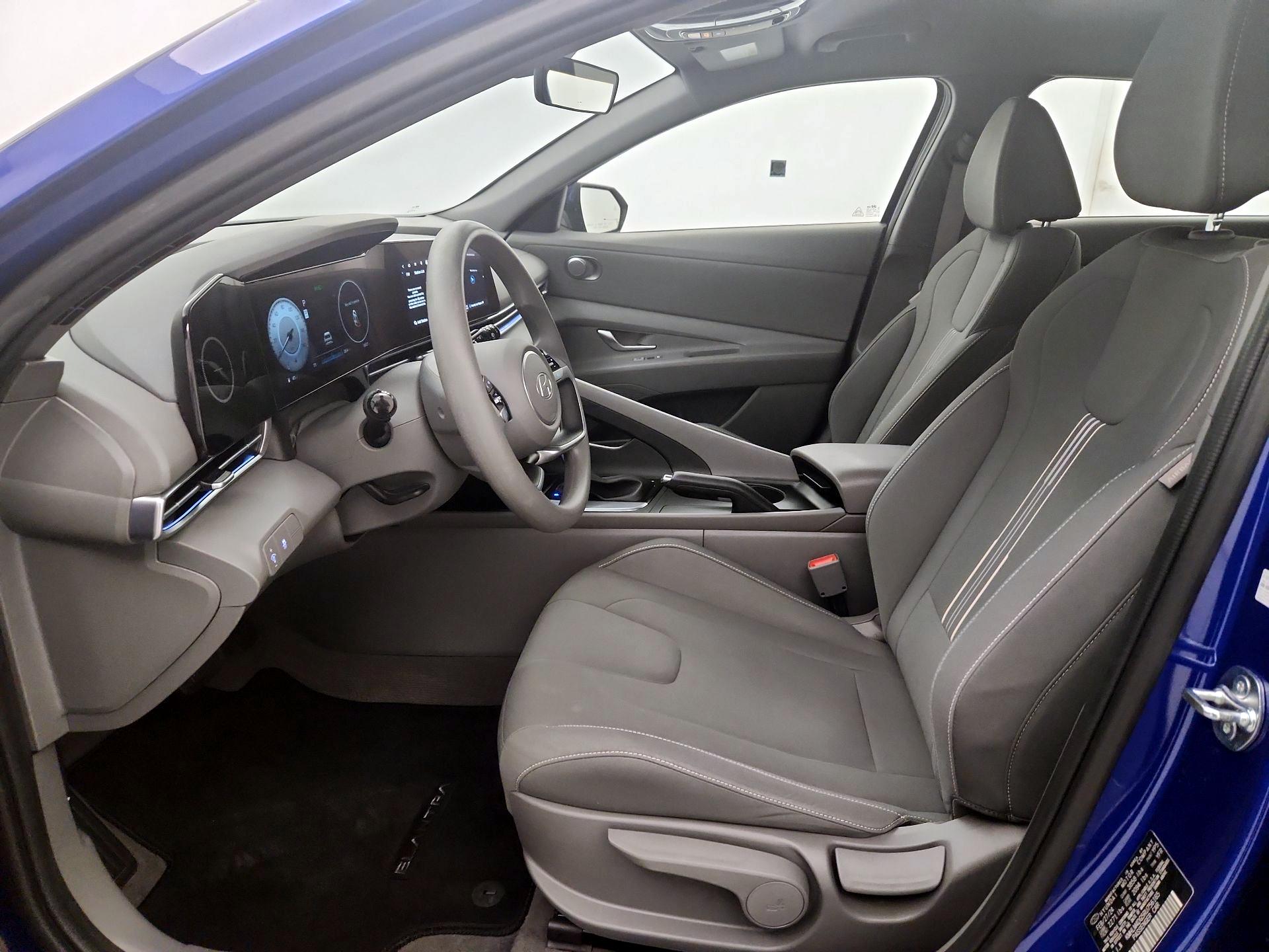 Thumbnail: 2024 Hyundai Elantra - 11