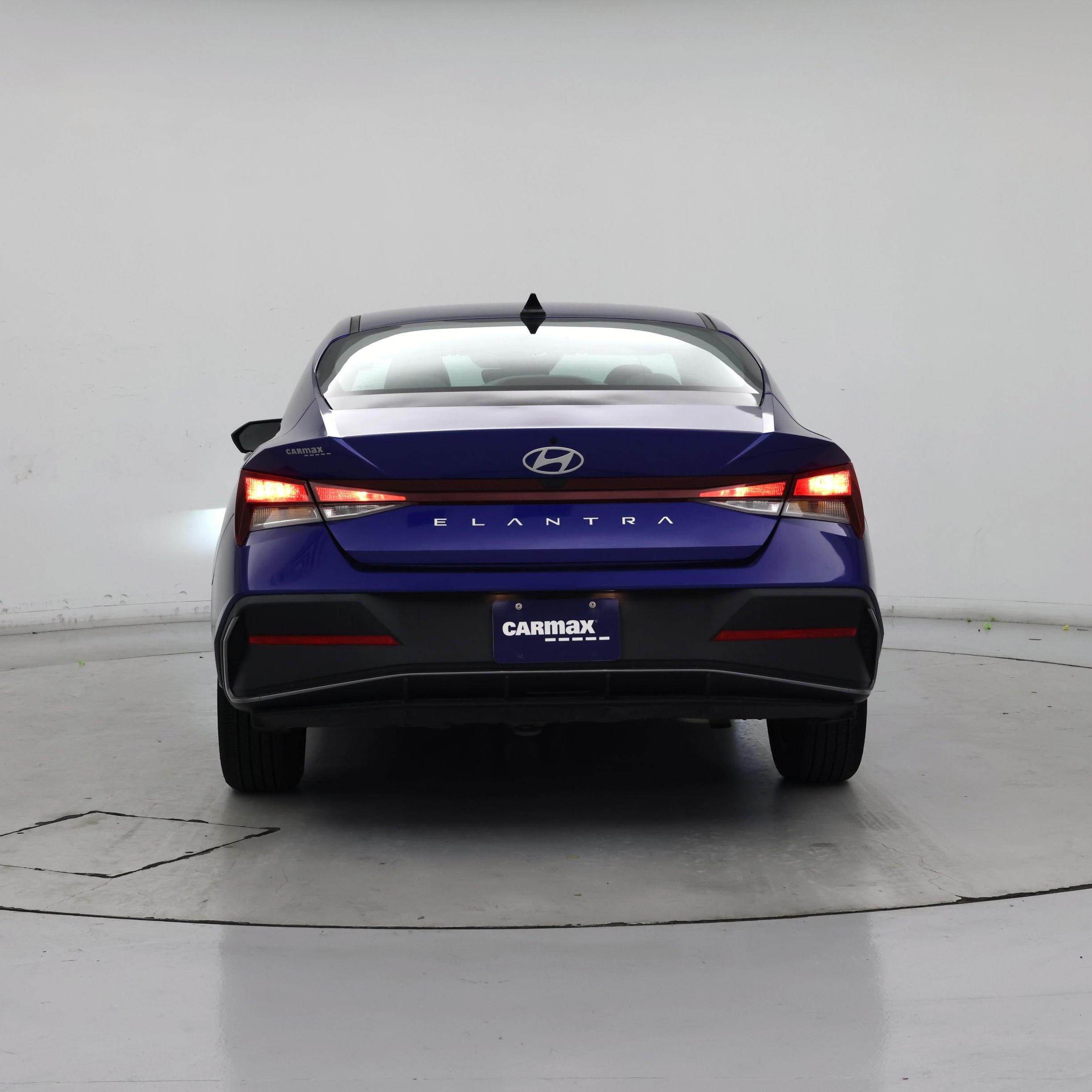 Thumbnail: 2024 Hyundai Elantra - 6