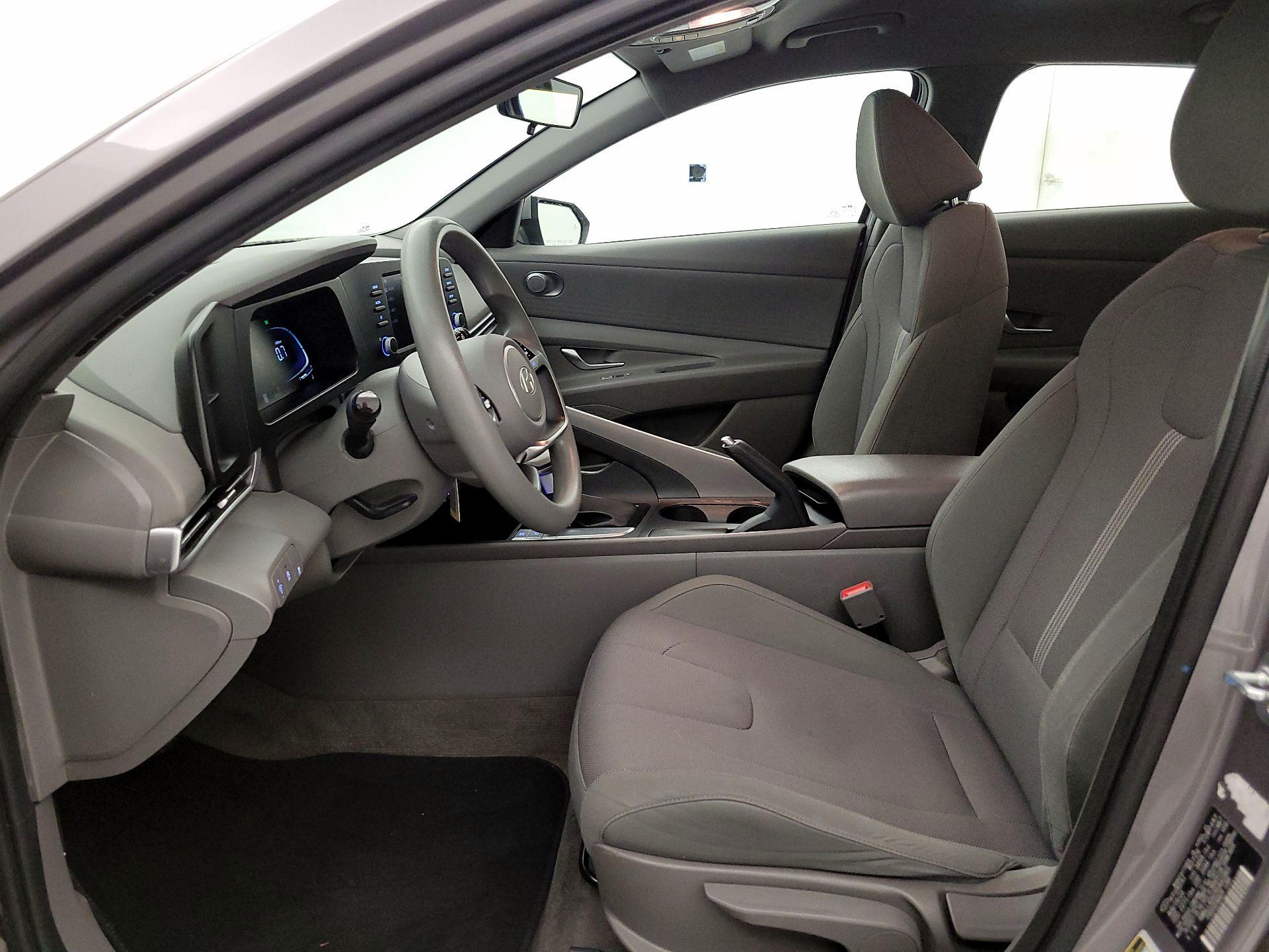 Thumbnail: 2024 Hyundai Elantra - 11