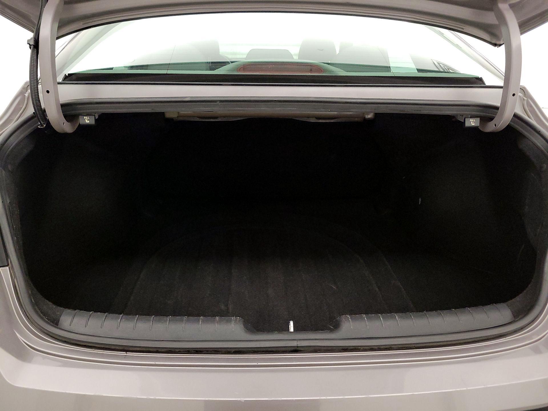 Thumbnail: 2024 Hyundai Elantra - 20