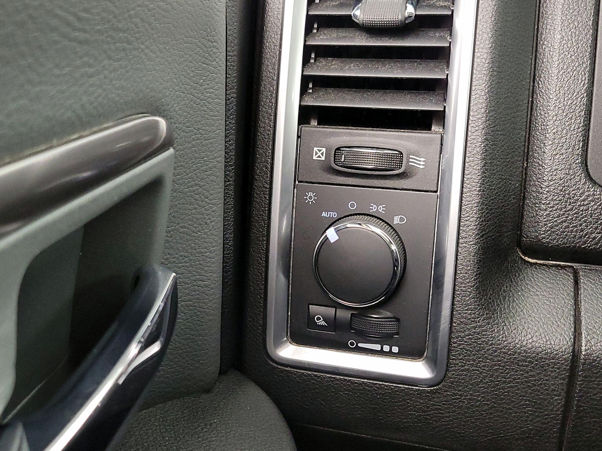 Thumbnail: 2023 RAM 1500 Classic - 13