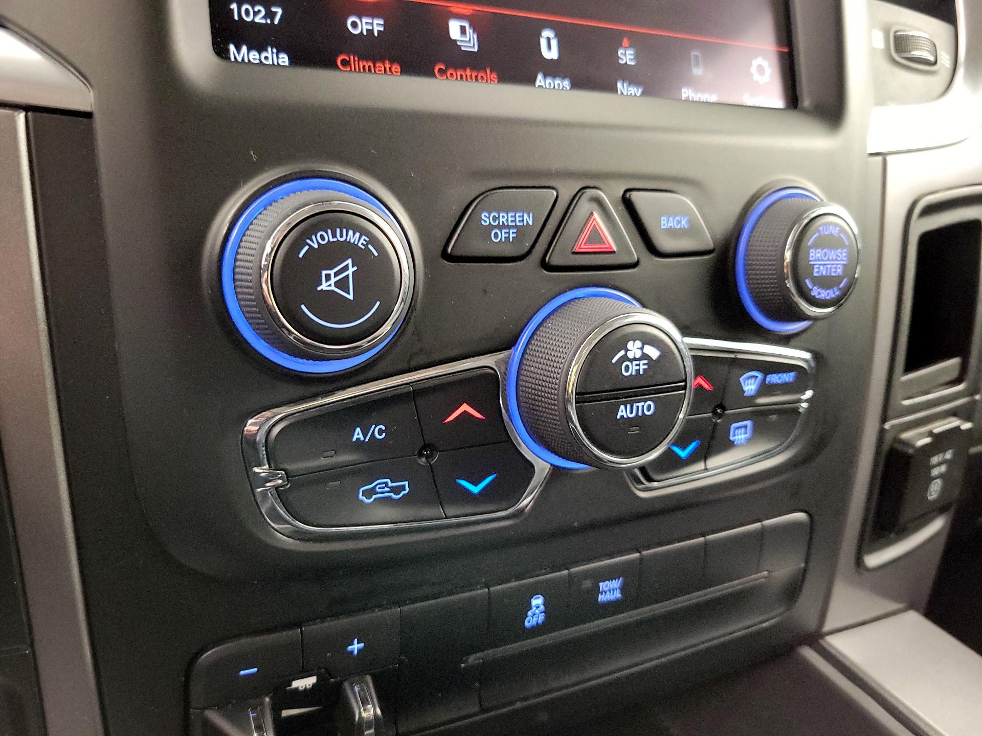 Thumbnail: 2023 RAM 1500 Classic - 17