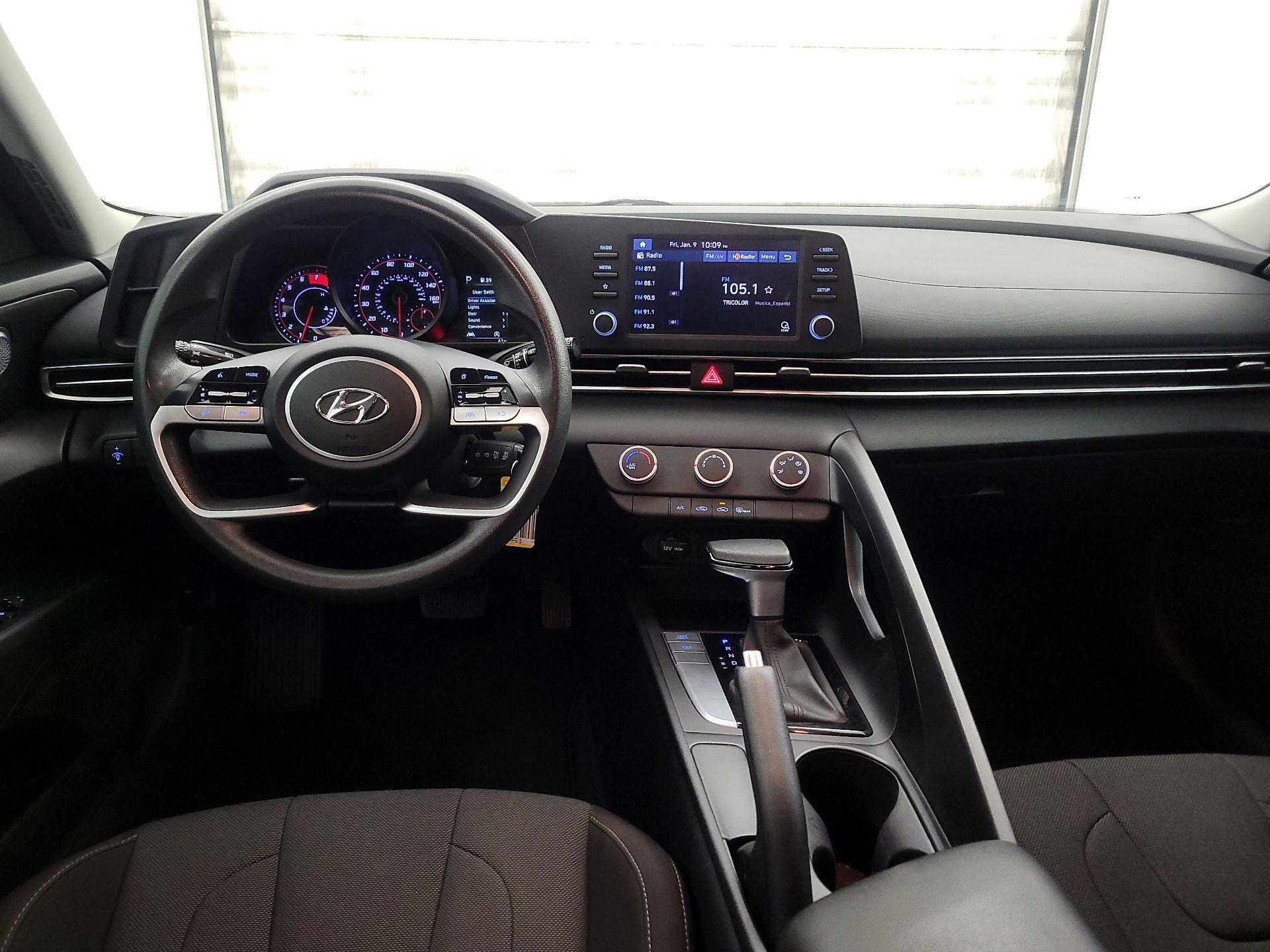 Thumbnail: 2023 Hyundai Elantra - 9