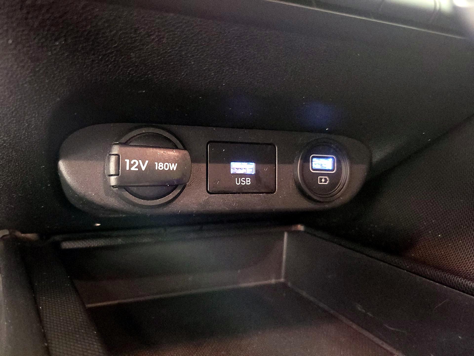 Thumbnail: 2023 Hyundai Elantra - 18