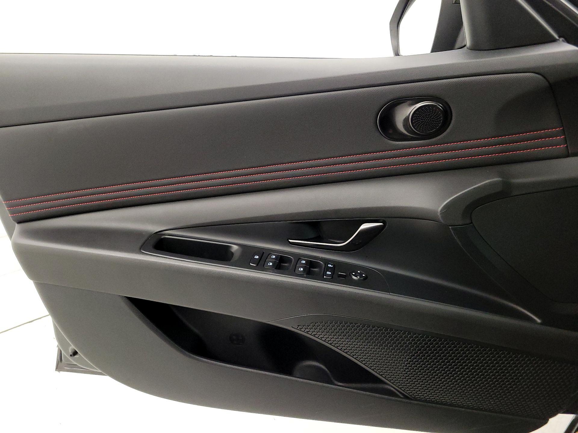 Thumbnail: 2023 Hyundai Elantra - 12