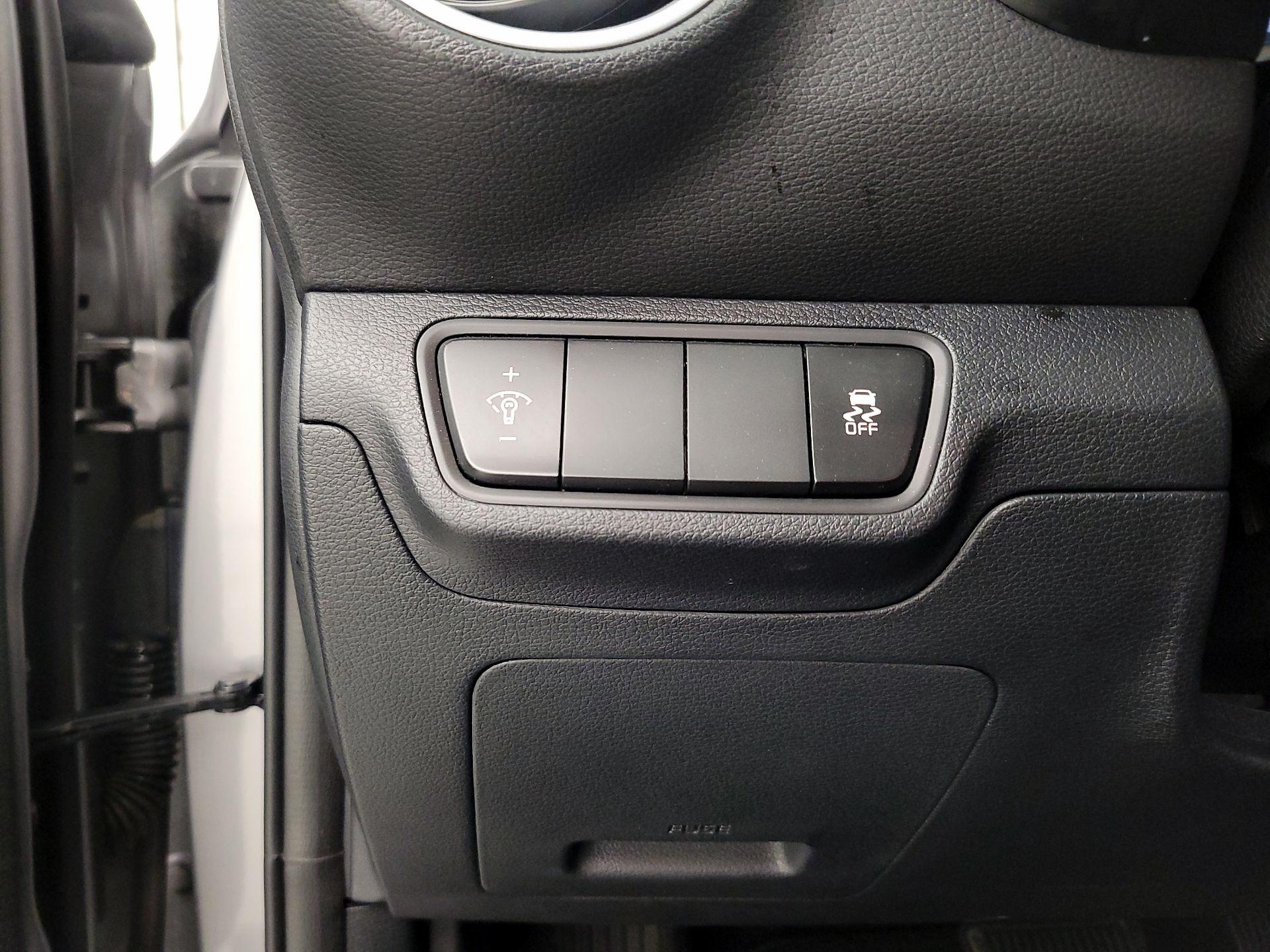 Thumbnail: 2024 Kia Forte - 13