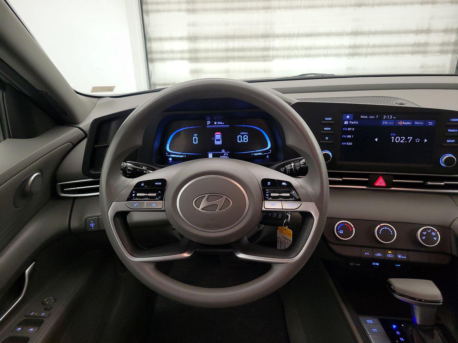 Thumbnail: 2024 Hyundai Elantra - 10