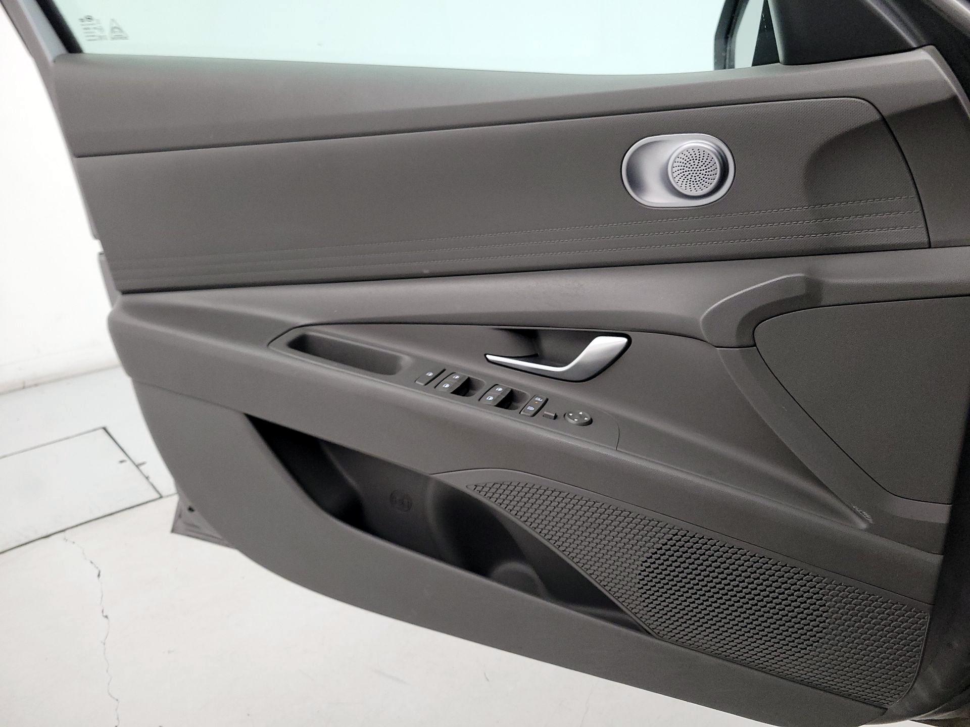 Thumbnail: 2024 Hyundai Elantra - 12