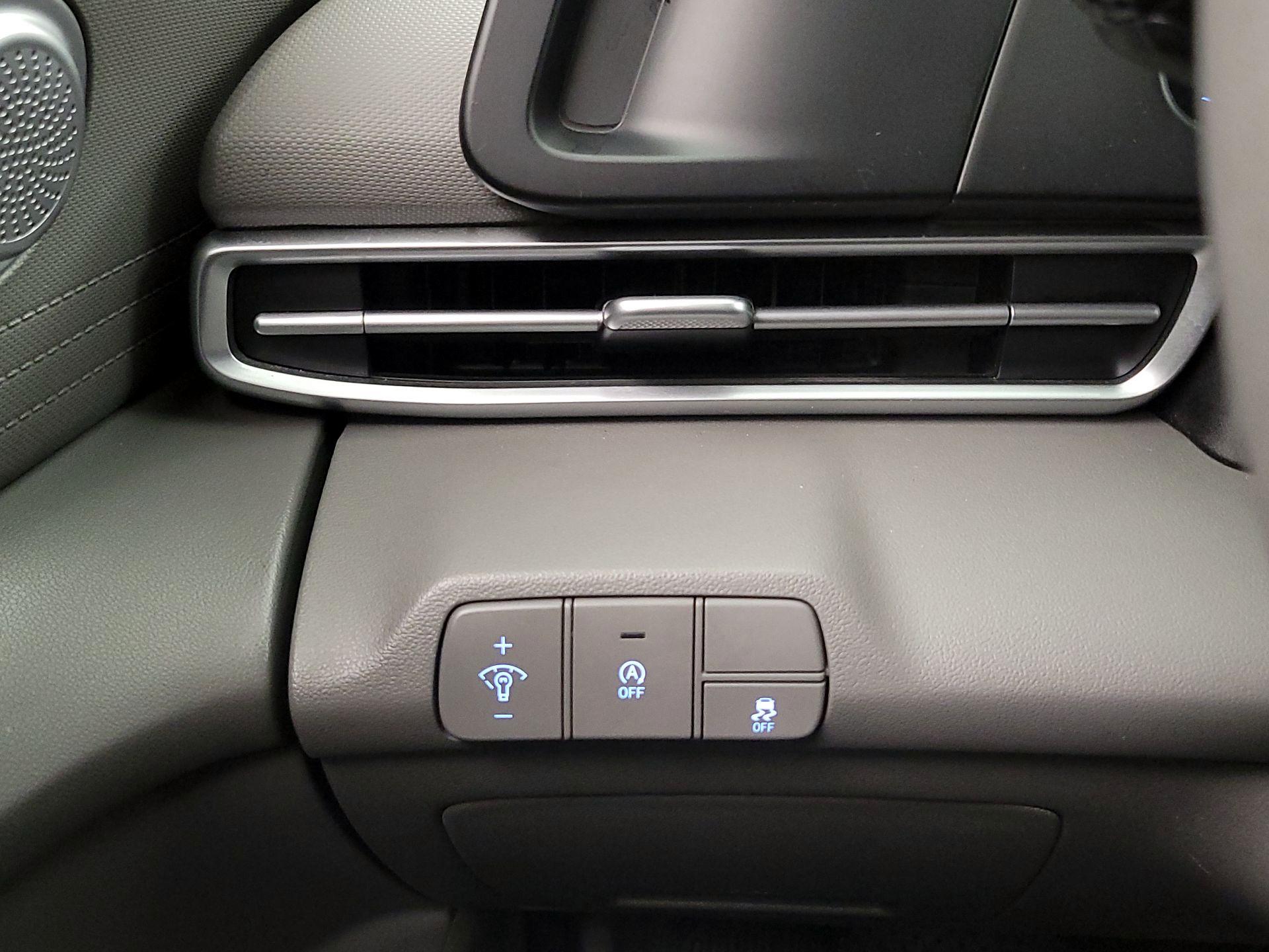 Thumbnail: 2024 Hyundai Elantra - 13