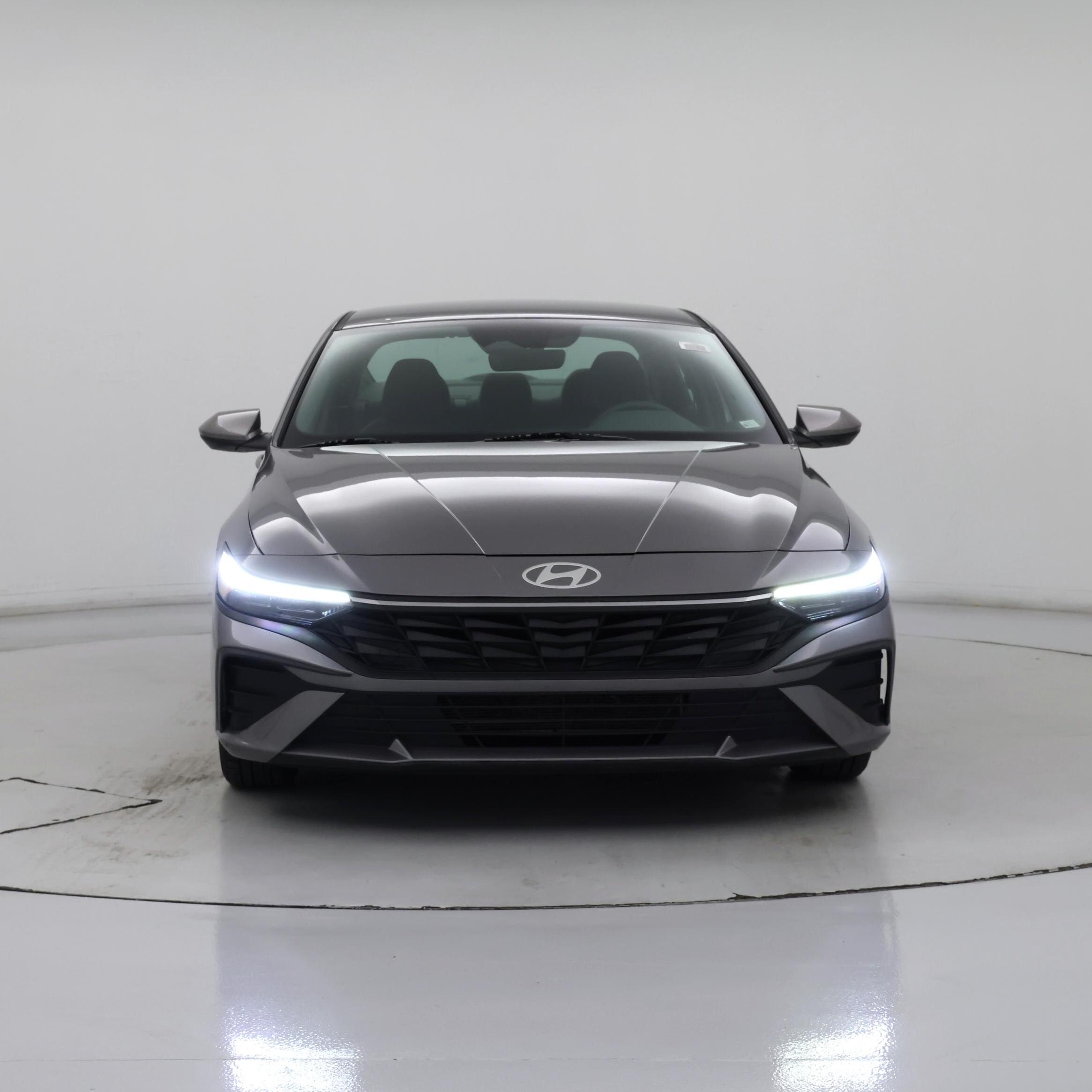 Thumbnail: 2024 Hyundai Elantra - 5