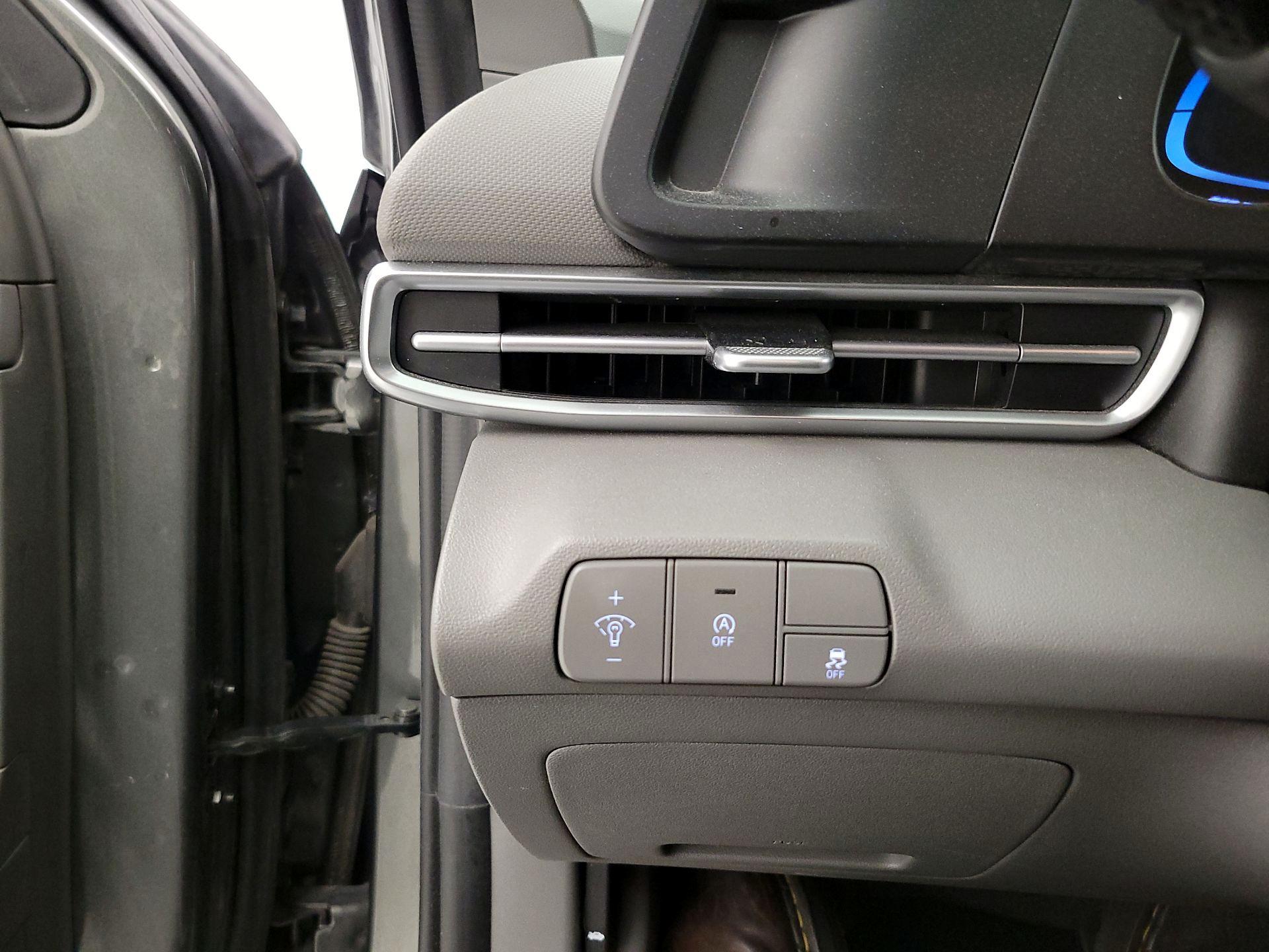 Thumbnail: 2024 Hyundai Elantra - 13