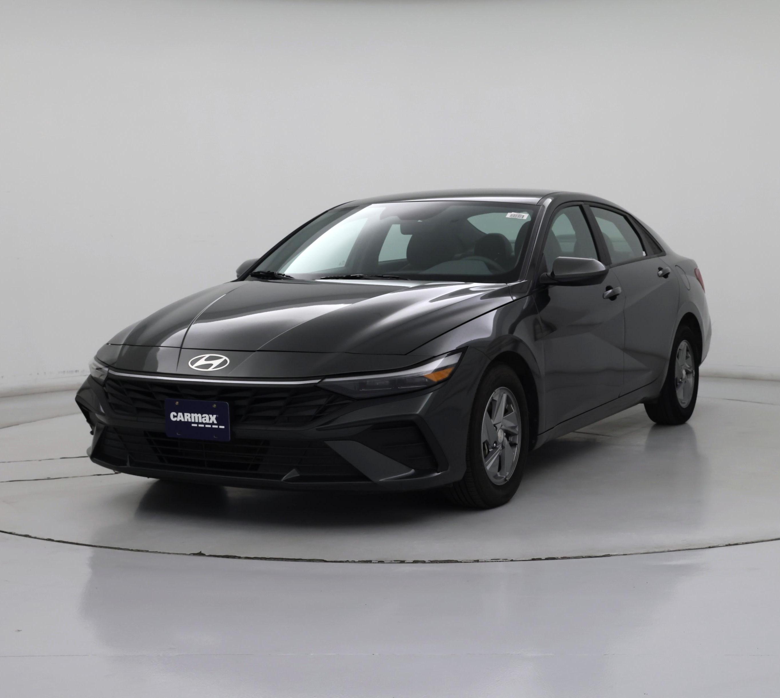 Thumbnail: 2024 Hyundai Elantra - 4