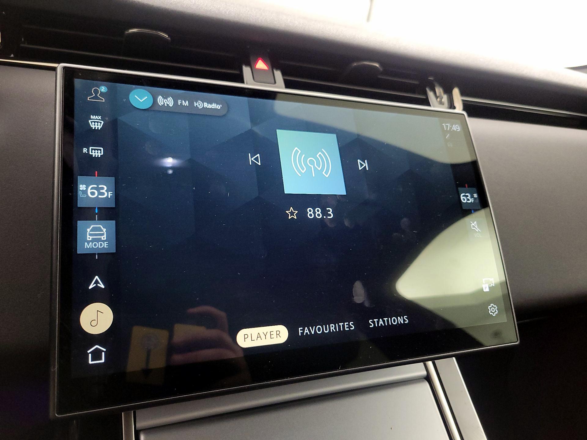 Thumbnail: 2024 Land Rover Range Rover Evoque - 16