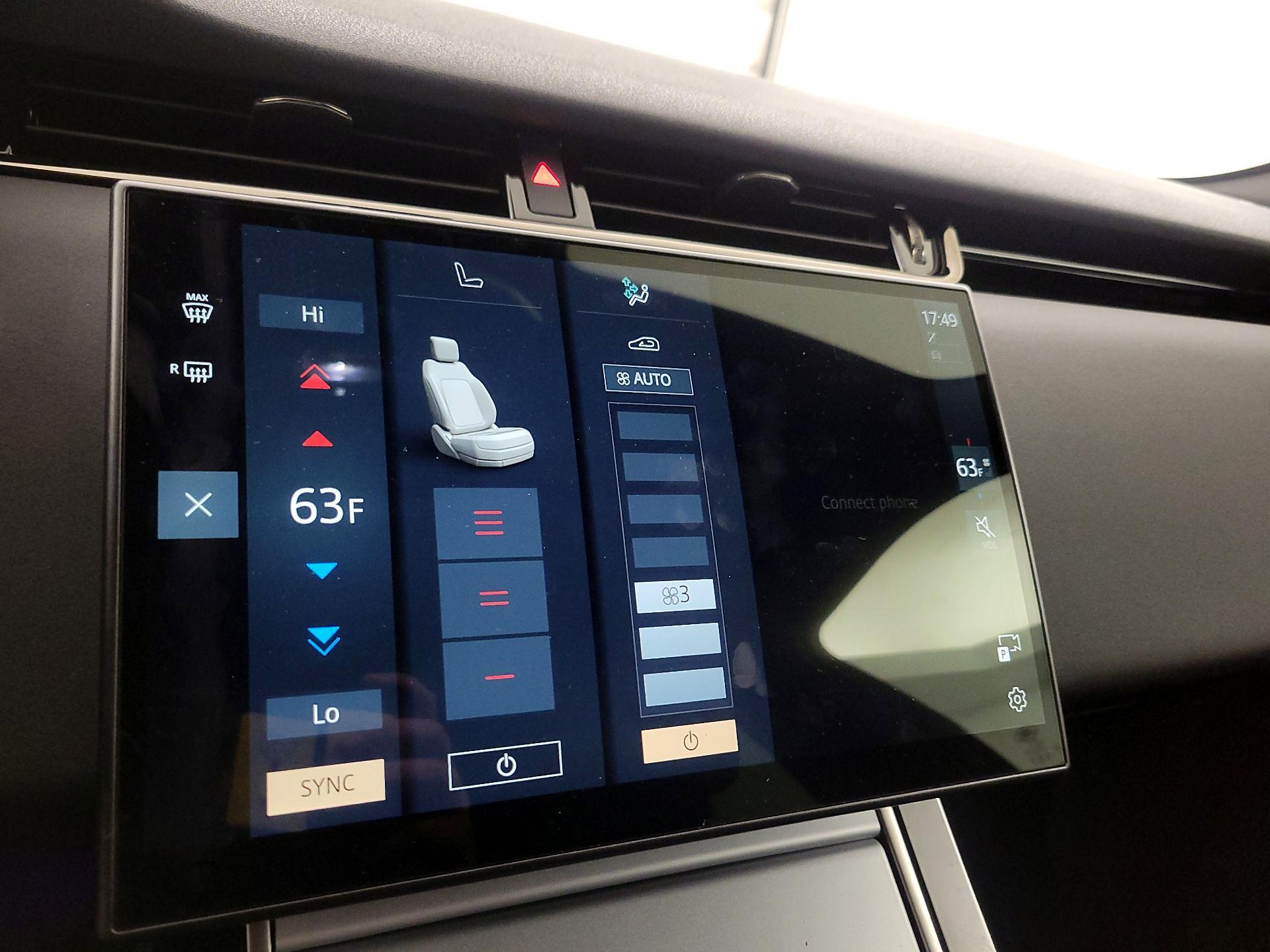 Thumbnail: 2024 Land Rover Range Rover Evoque - 17