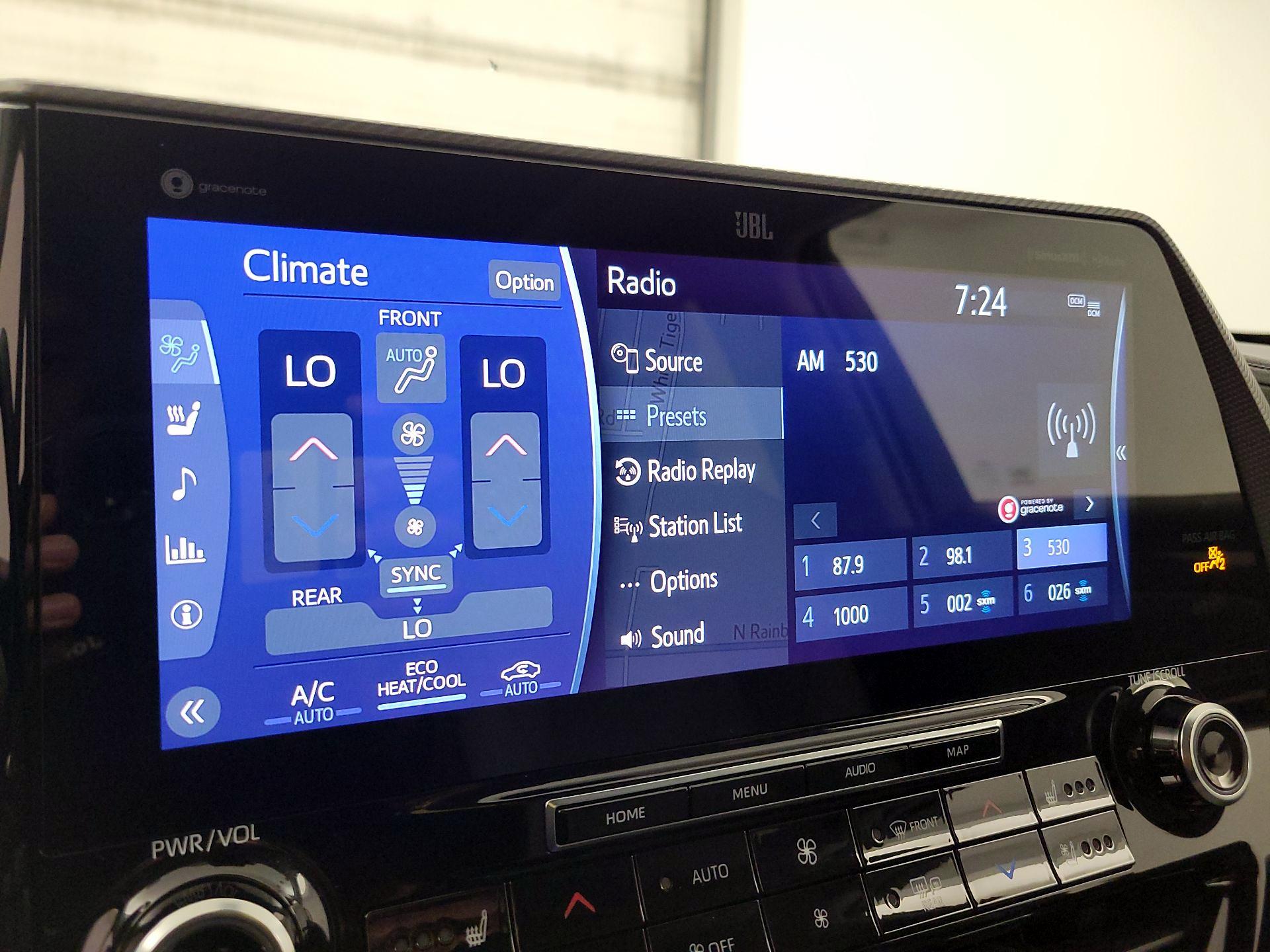 Thumbnail: 2020 Toyota Highlander - 15