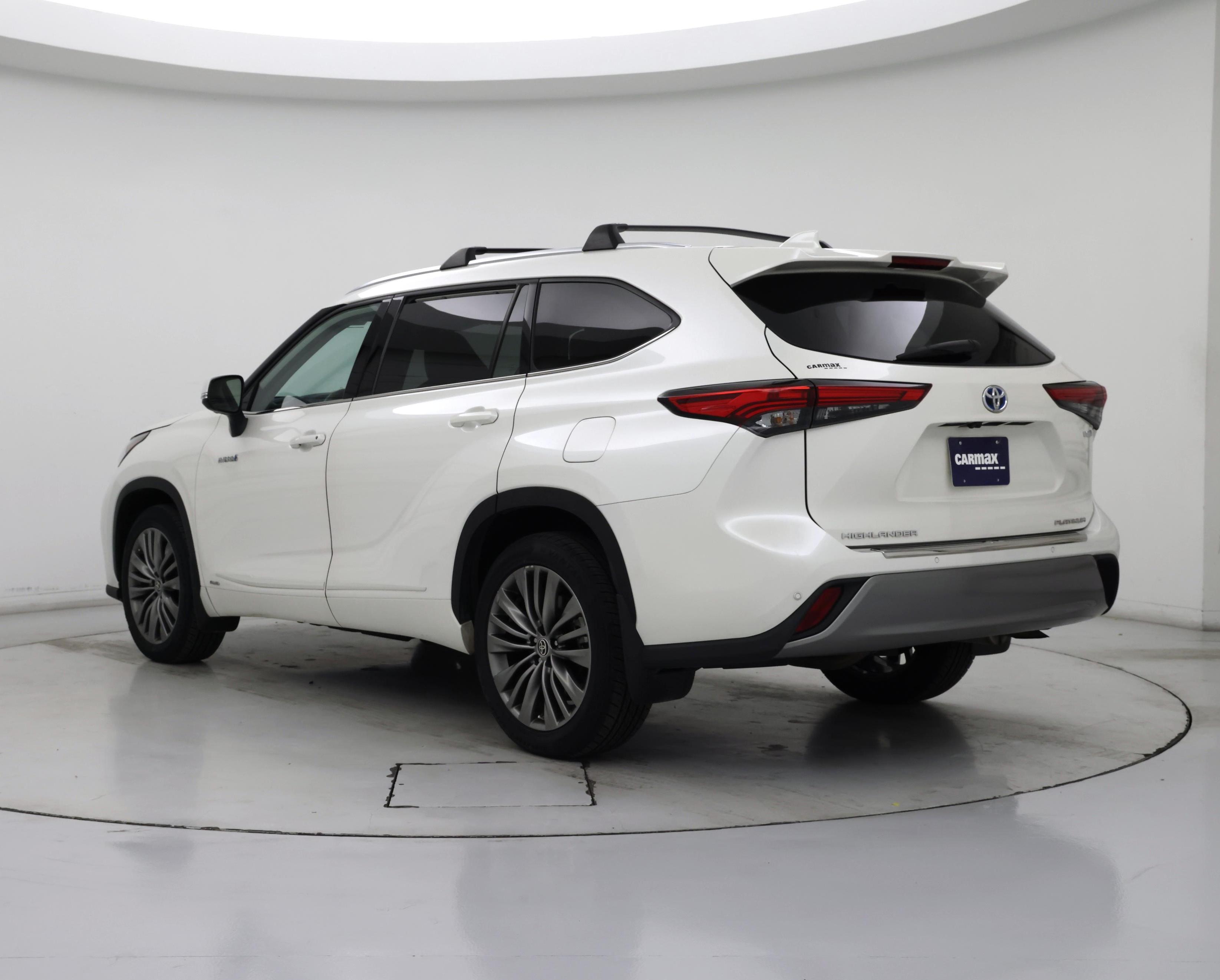 Thumbnail: 2020 Toyota Highlander - 2