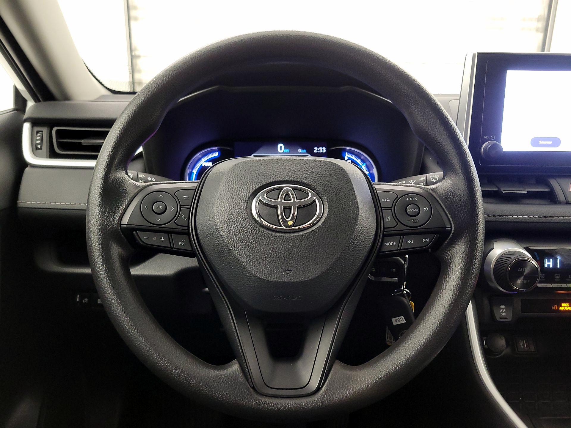 Thumbnail: 2024 Toyota RAV4 - 10